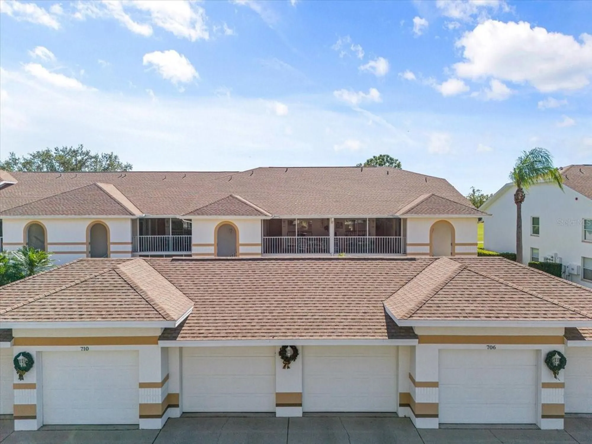 Property Slideshow image 21 of 67 | 6908 drewrys blf apt 711, Bradenton, FL, 34203