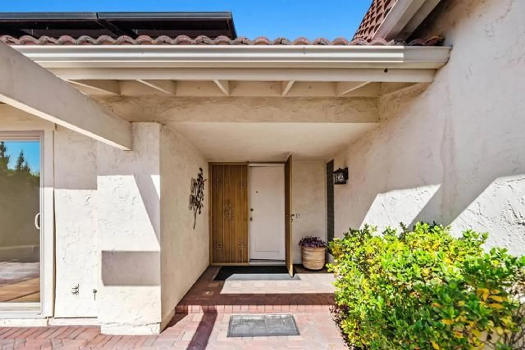 Property Slideshow image 4 of 36 | 12640 mantilla rd, San Diego, CA, 92128