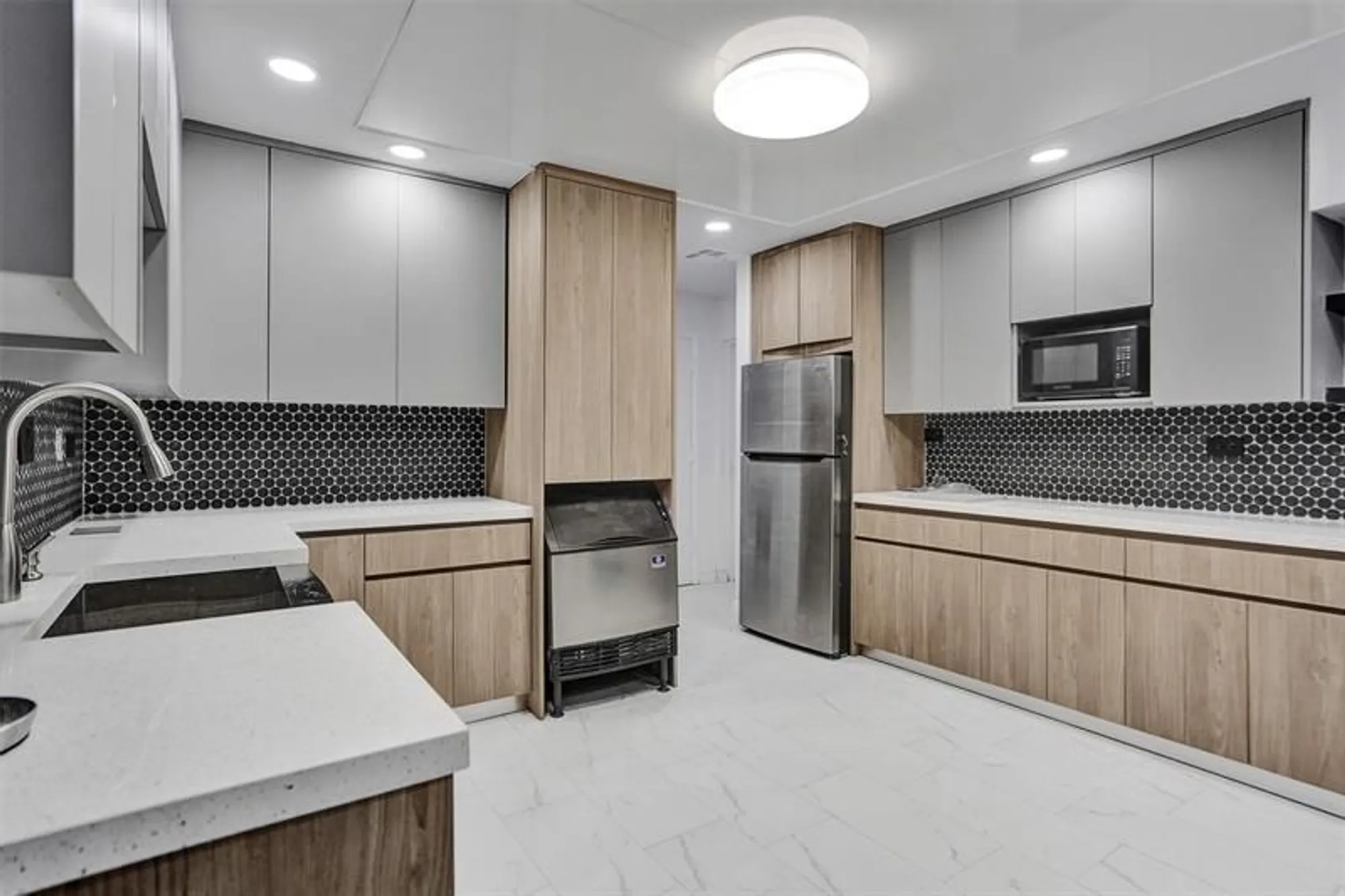 Property Slideshow image 47 of 68 | 2359 sw 16th dr, Deerfield Beach, FL, 33442