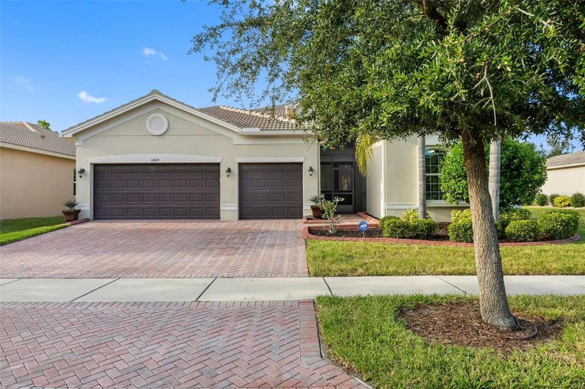 Property Slideshow image 3 of 47 | 16005 cape coral dr, Wimauma, FL, 33598