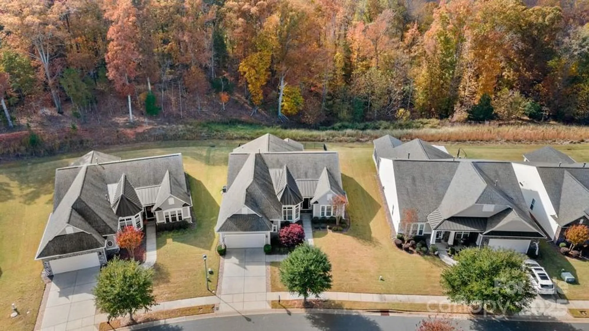 Property Slideshow image 30 of 45 | 2071 bronze leaf dr, Fort Mill, SC, 29707