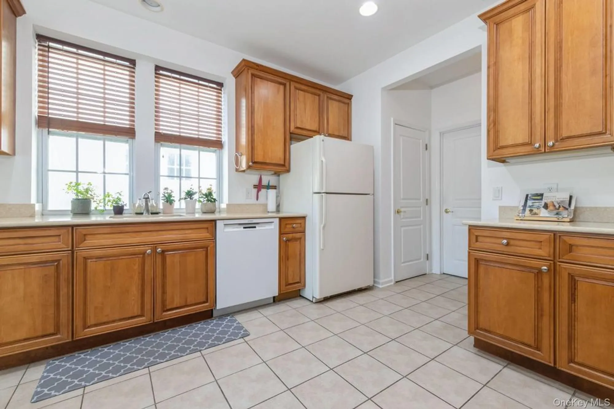 Property Slideshow image 15 of 34 | 112 ashley dr, Westhampton, NY, 11977