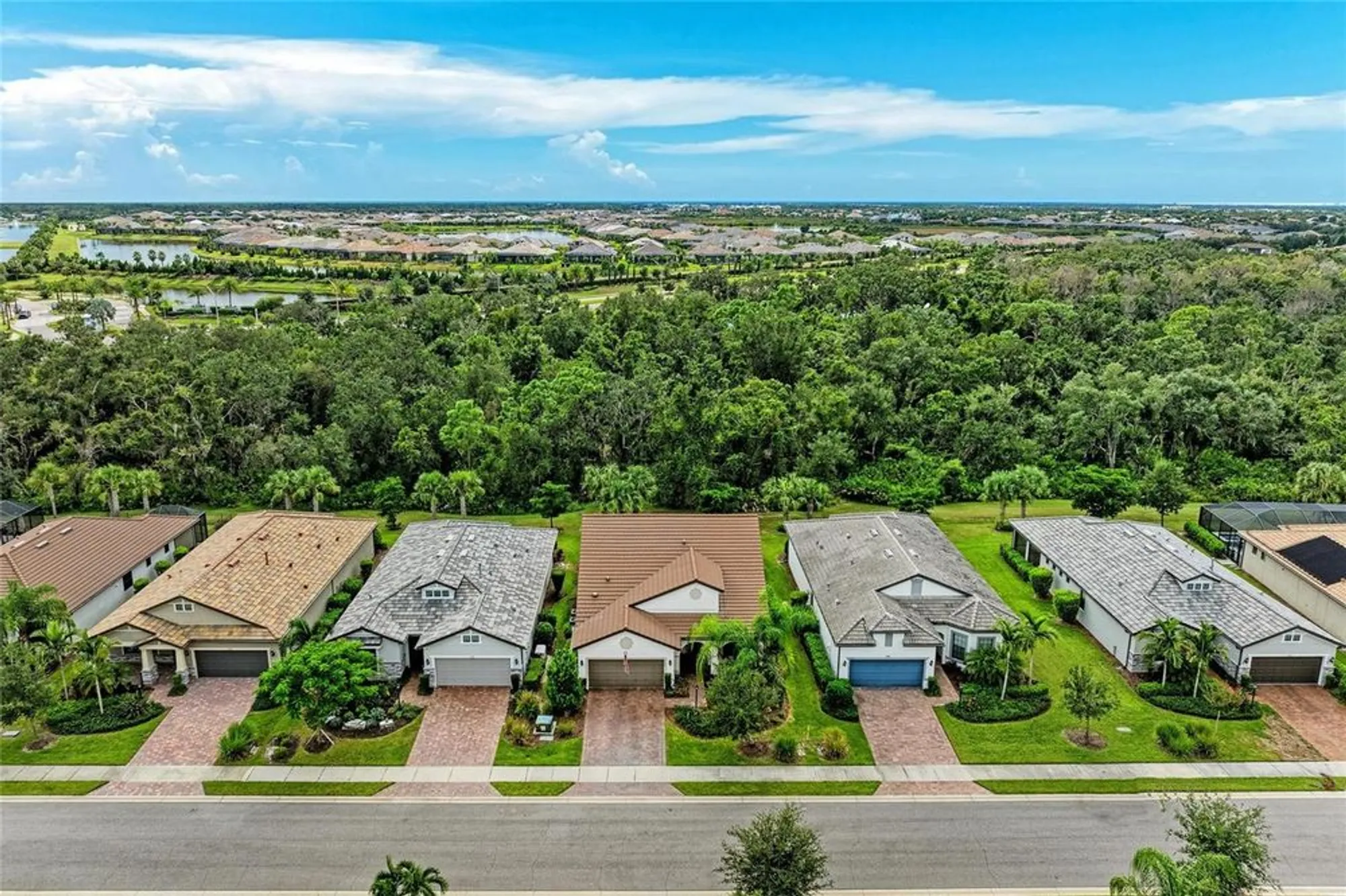 Property Slideshow image 3 of 65 | 7572 viola loop, Bradenton, FL, 34202
