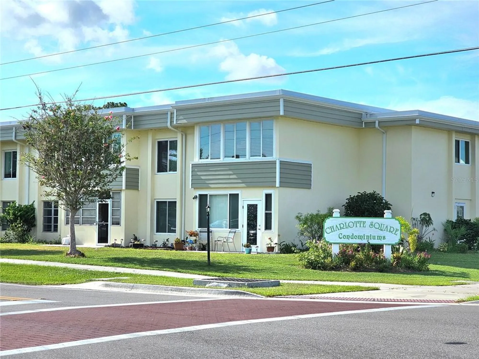 Property Slideshow image 1 of 23 | 21267 gertrude ave 114, Port Charlotte, FL, 33952