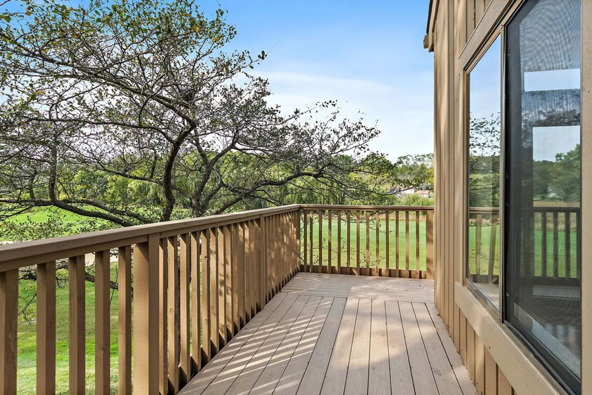 Property Slideshow image 38 of 39 | 830 oak hill rd, Lake Barrington, IL, 60010