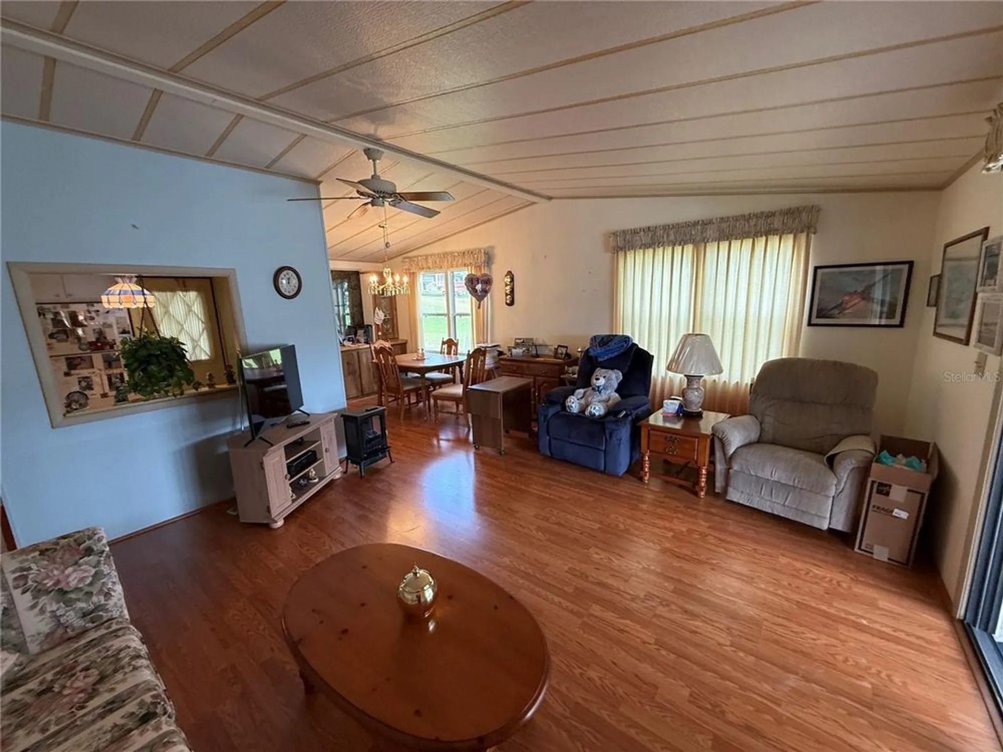 Property Slideshow image 5 of 20 | 1532 w schwartz blvd, Lady Lake, FL, 32159