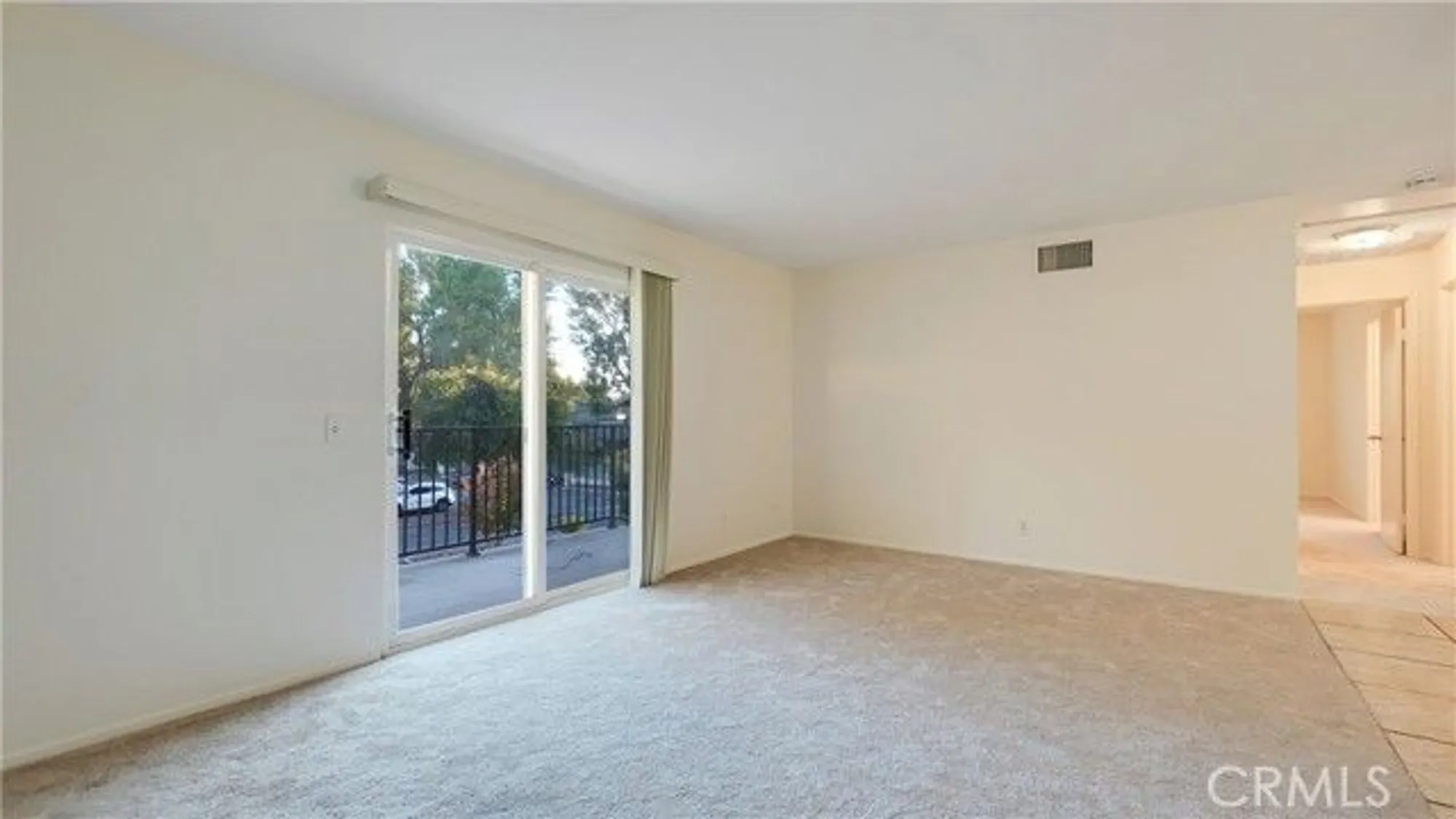 Property Slideshow image 13 of 35 | 28531 via princesa d, Murrieta, CA, 92563