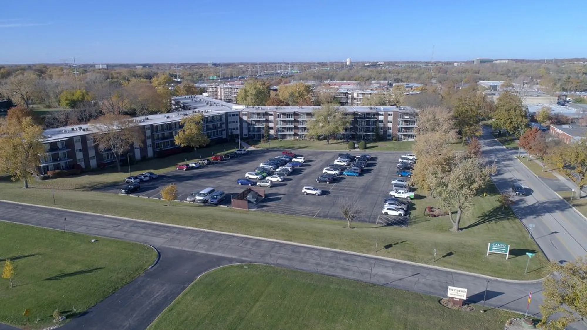 Property Slideshow image 1 of 25 | 5540 walnut ave apt 6b, Downers Grove, IL, 60515