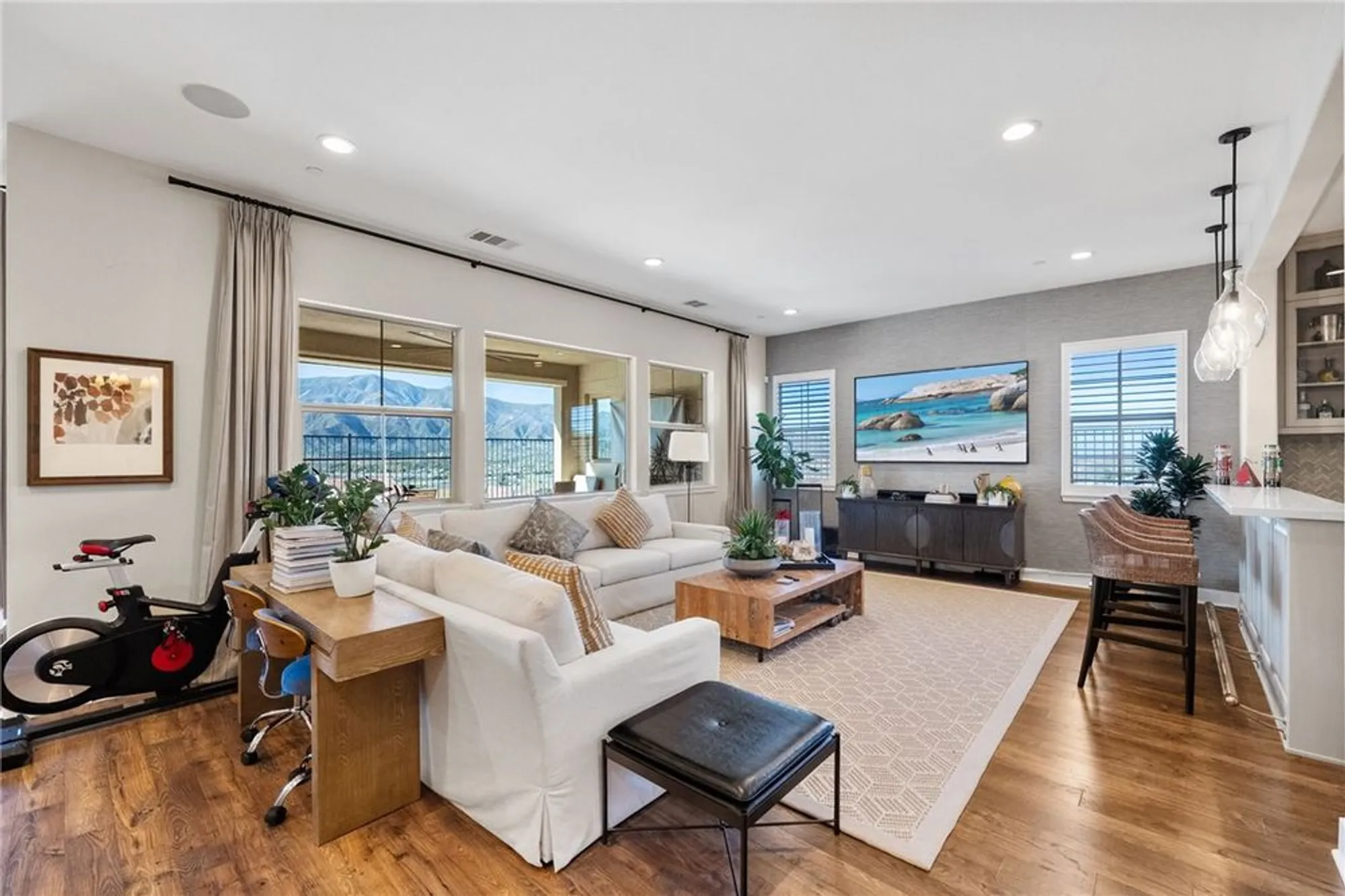 Property Slideshow image 10 of 59 | 11463 explorer ct, Temescal Valley, CA, 92883