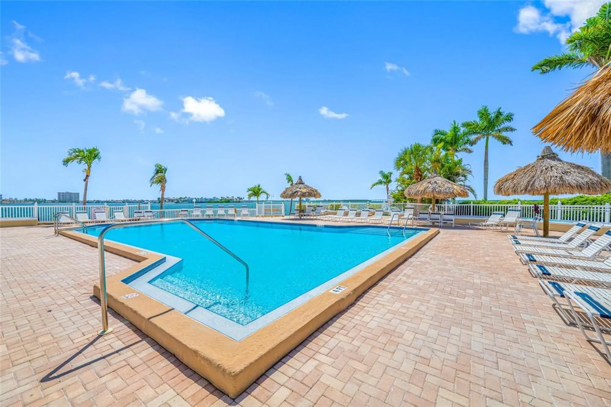 Property Slideshow image 38 of 54 | 6372 palma del mar blvd s apt 601, St Petersburg, FL, 33715