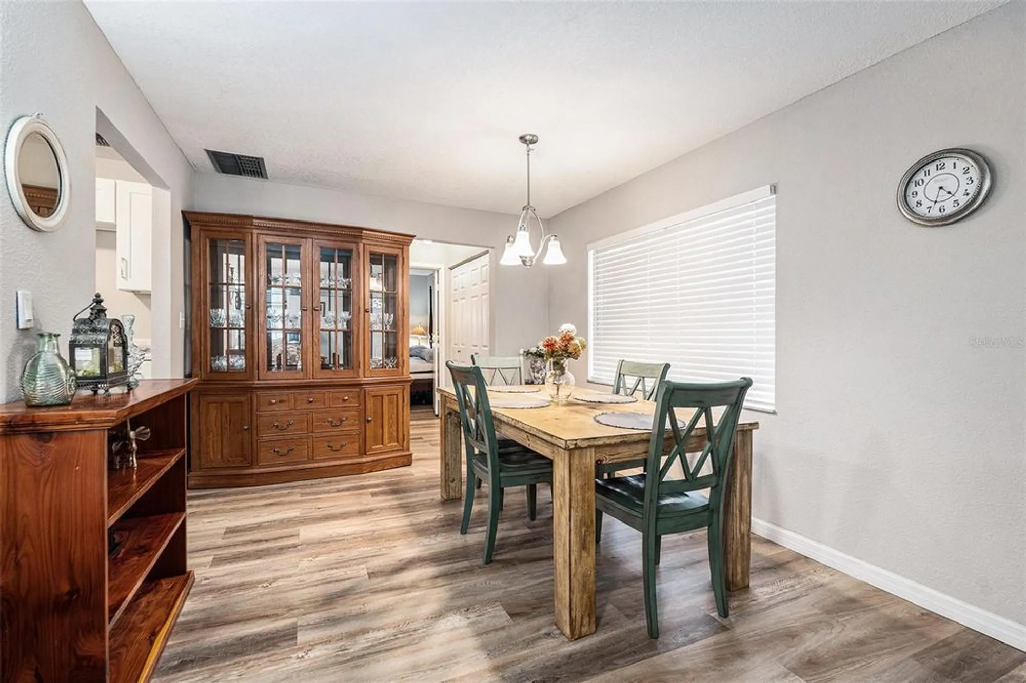 Property Slideshow image 6 of 22 | 301 andover pl 175, Sun City Center, FL, 33573