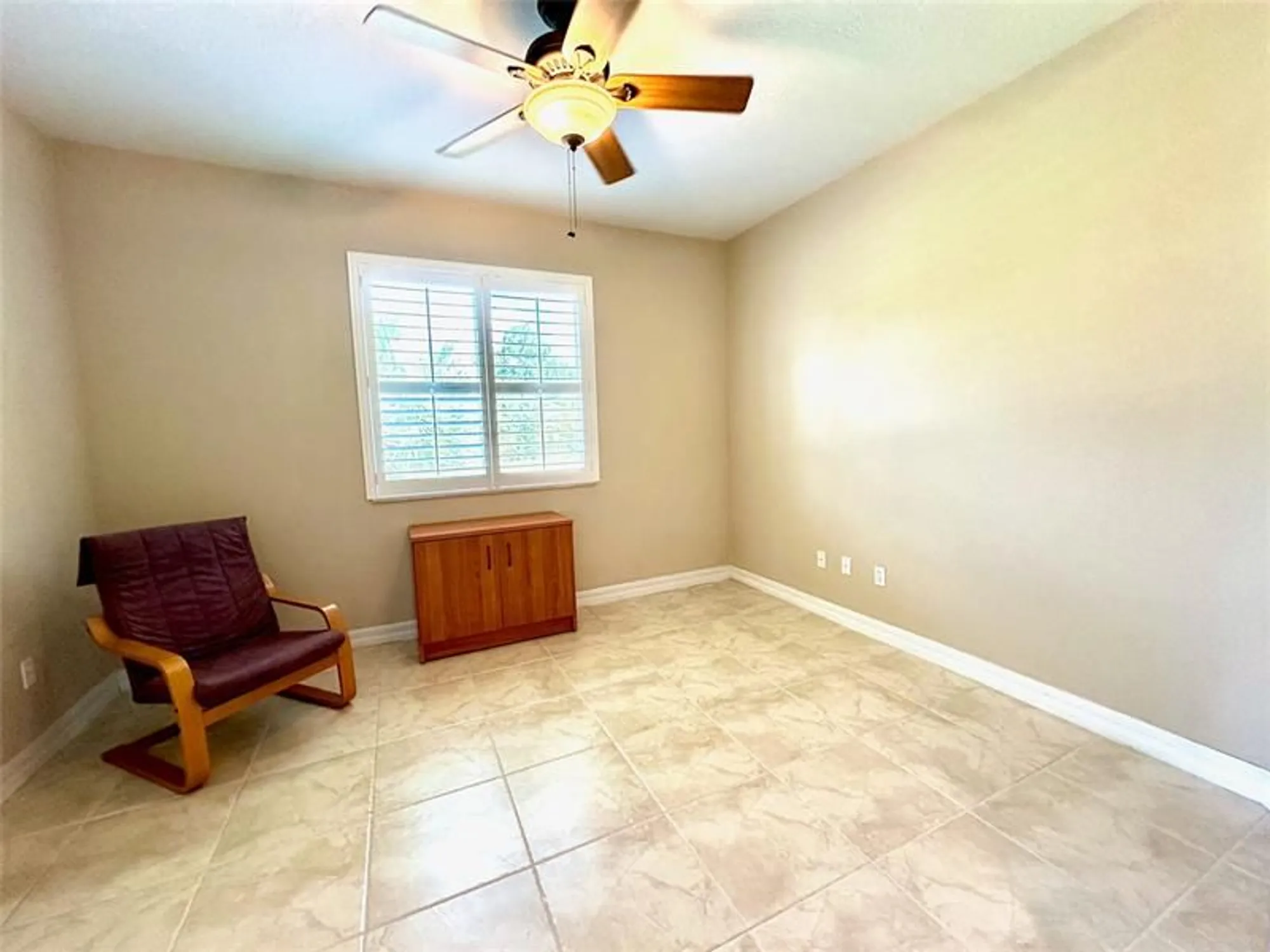 Property Slideshow image 6 of 43 | 6201 thames pl, Vero Beach, FL, 32966