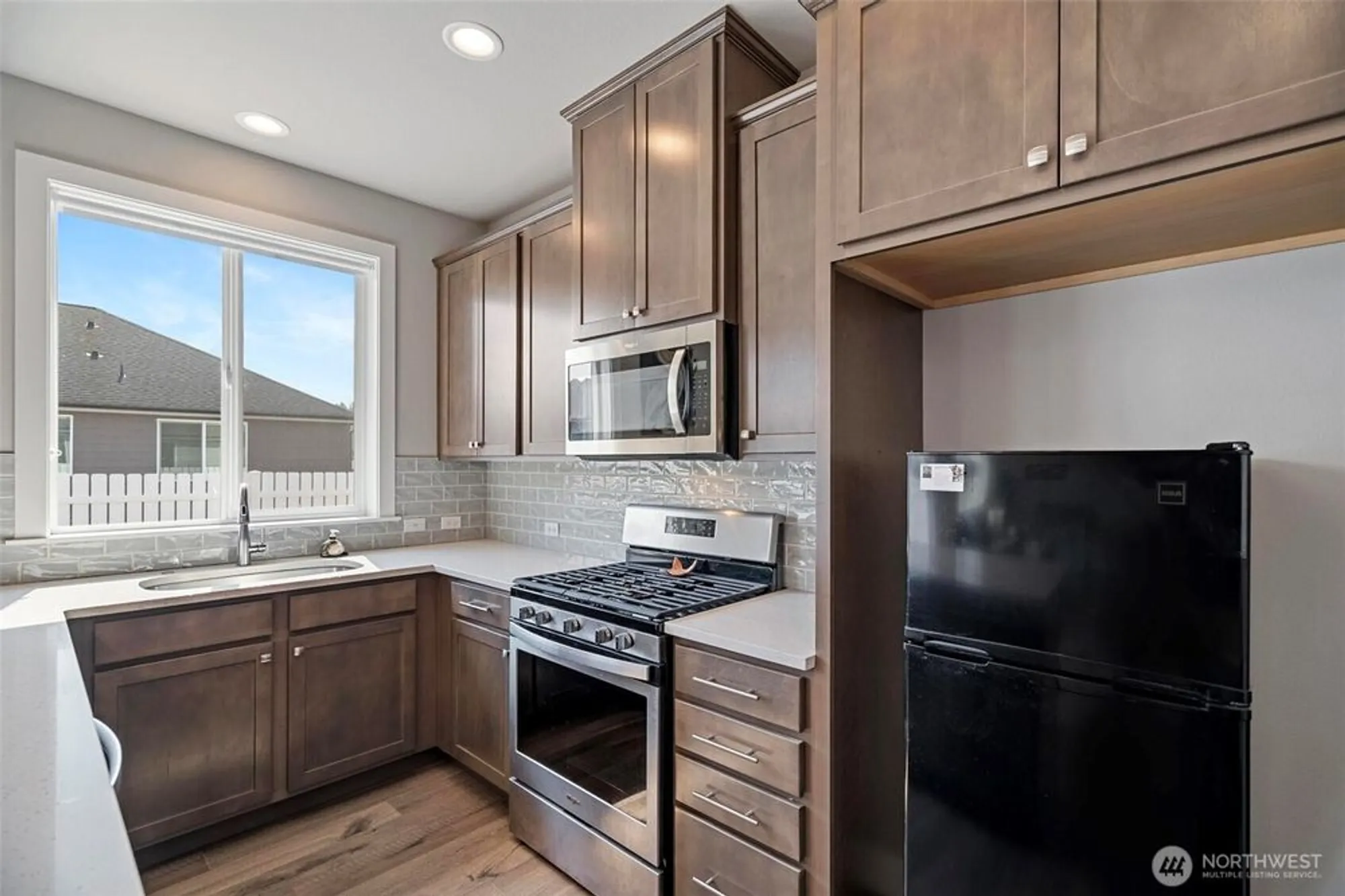 Property Slideshow image 14 of 40 | 112 madrona ln, Orting, WA, 98360