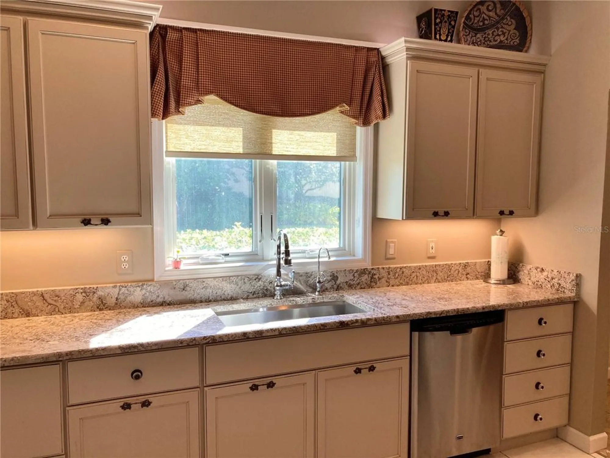 Property Slideshow image 20 of 66 | 55 bay pointe dr, Ormond Beach, FL, 32174