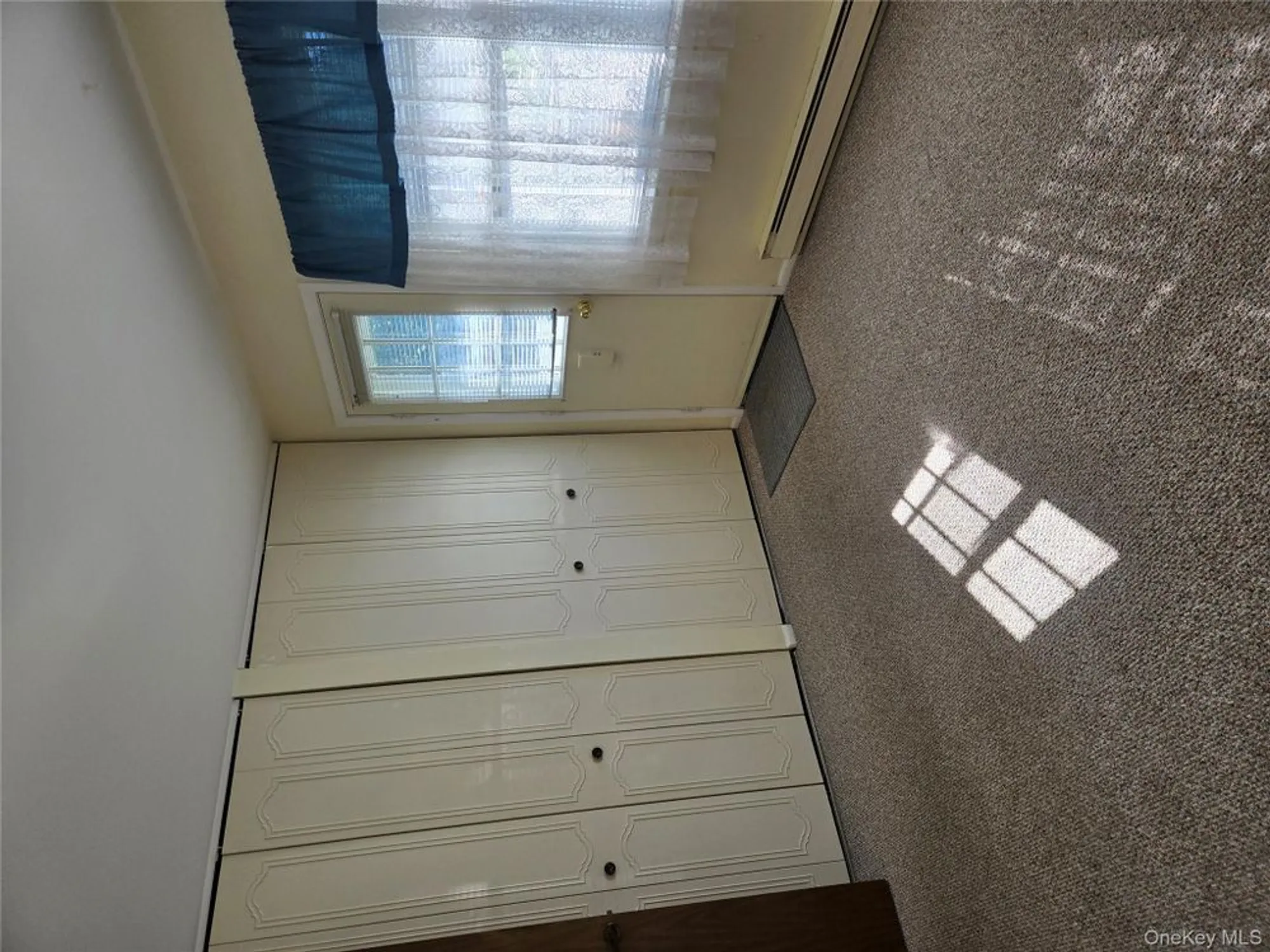 Property Slideshow image 11 of 15 | 167 ventry ct unit c, Ridge, NY, 11961
