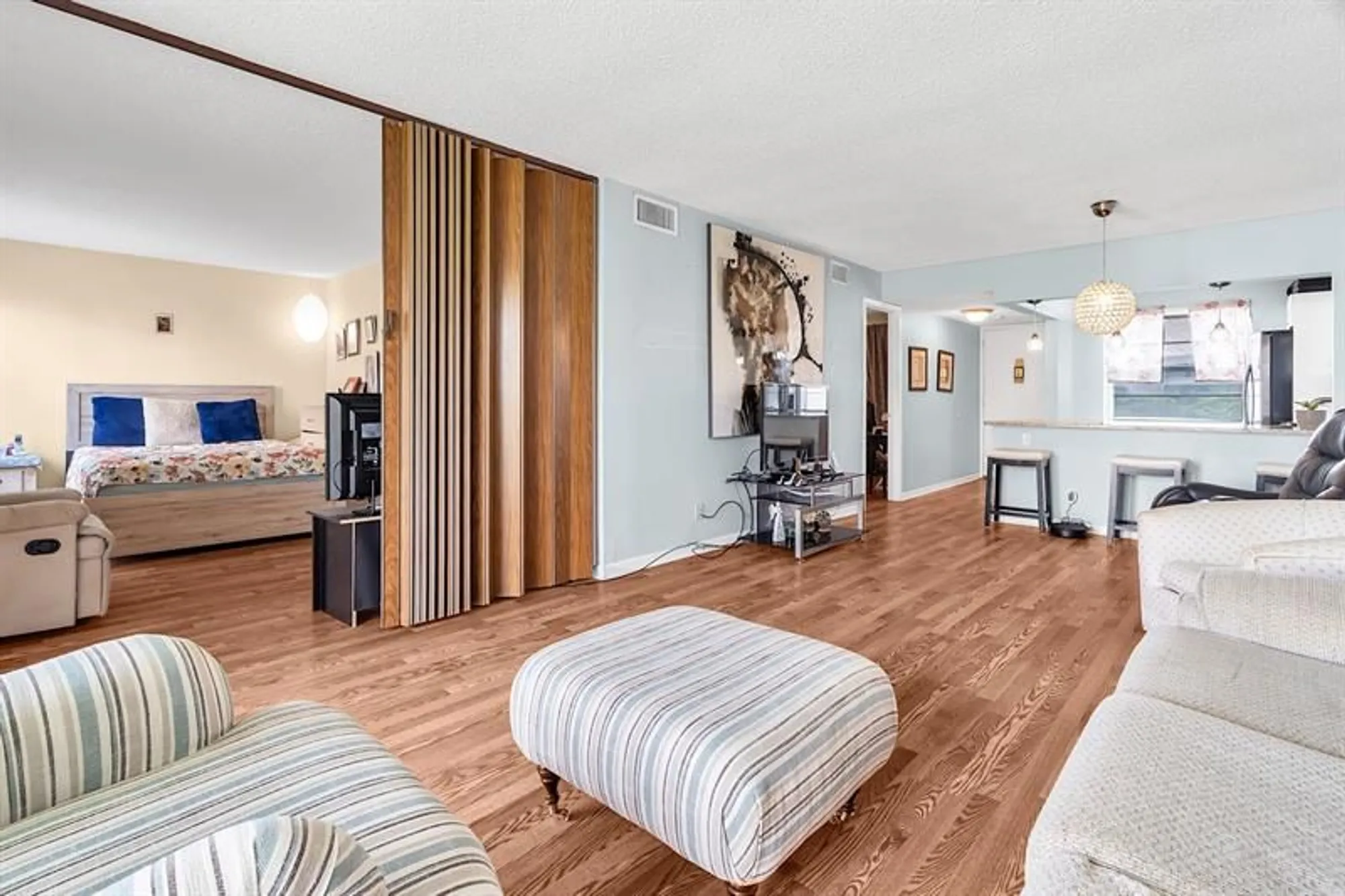 Property Slideshow image 20 of 43 | 3776 inverrary blvd 308r, Lauderhill, FL, 33319