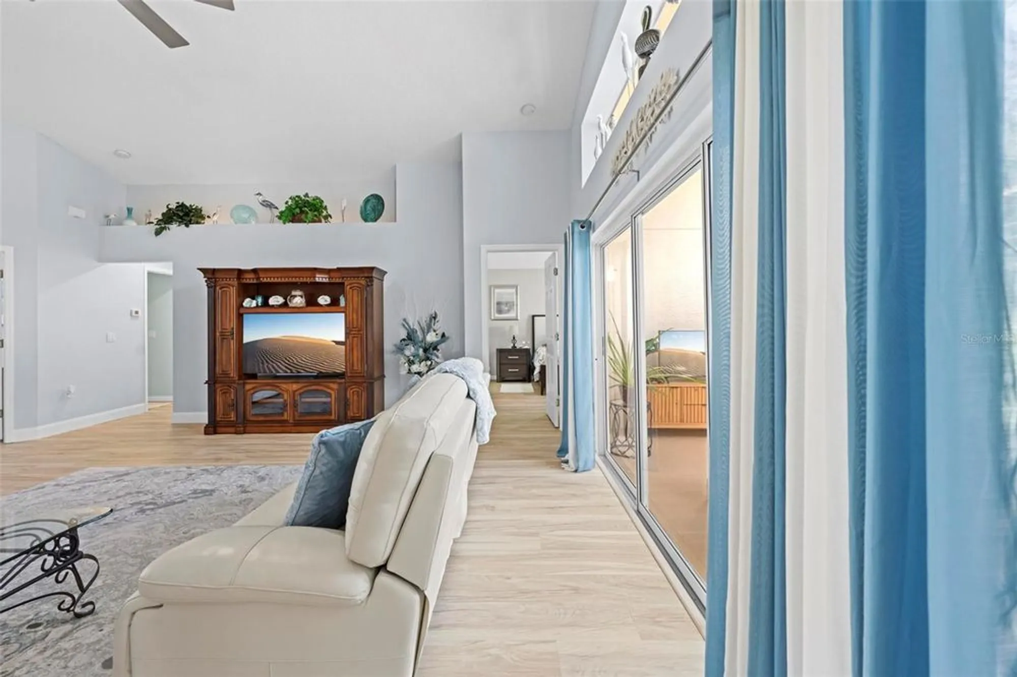 Property Slideshow image 7 of 61 | 412 mistwood ct, Spring Hill, FL, 34609