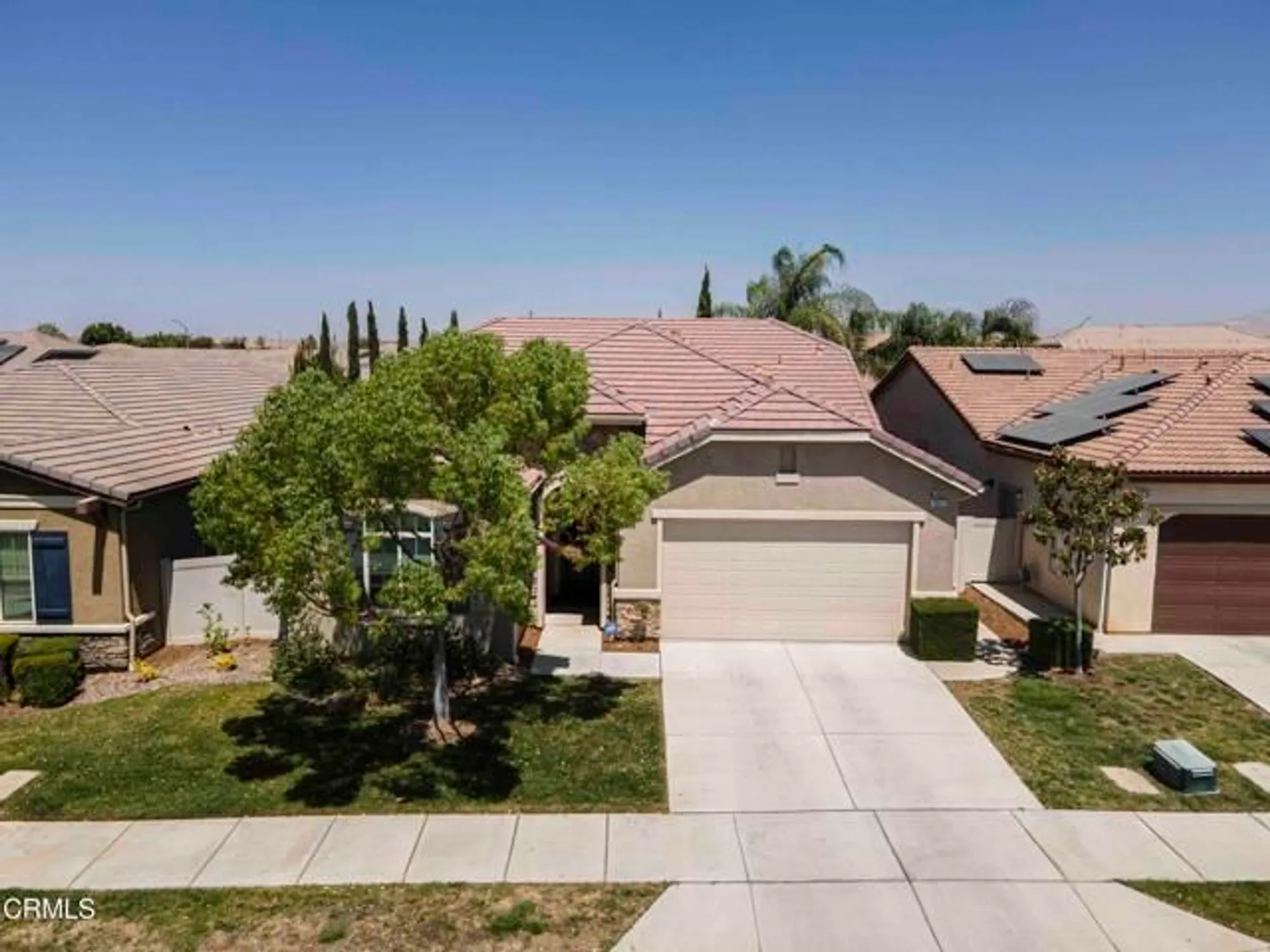 Property Slideshow image 1 of 43 | 10022 besancon way, Bakersfield, CA, 93306