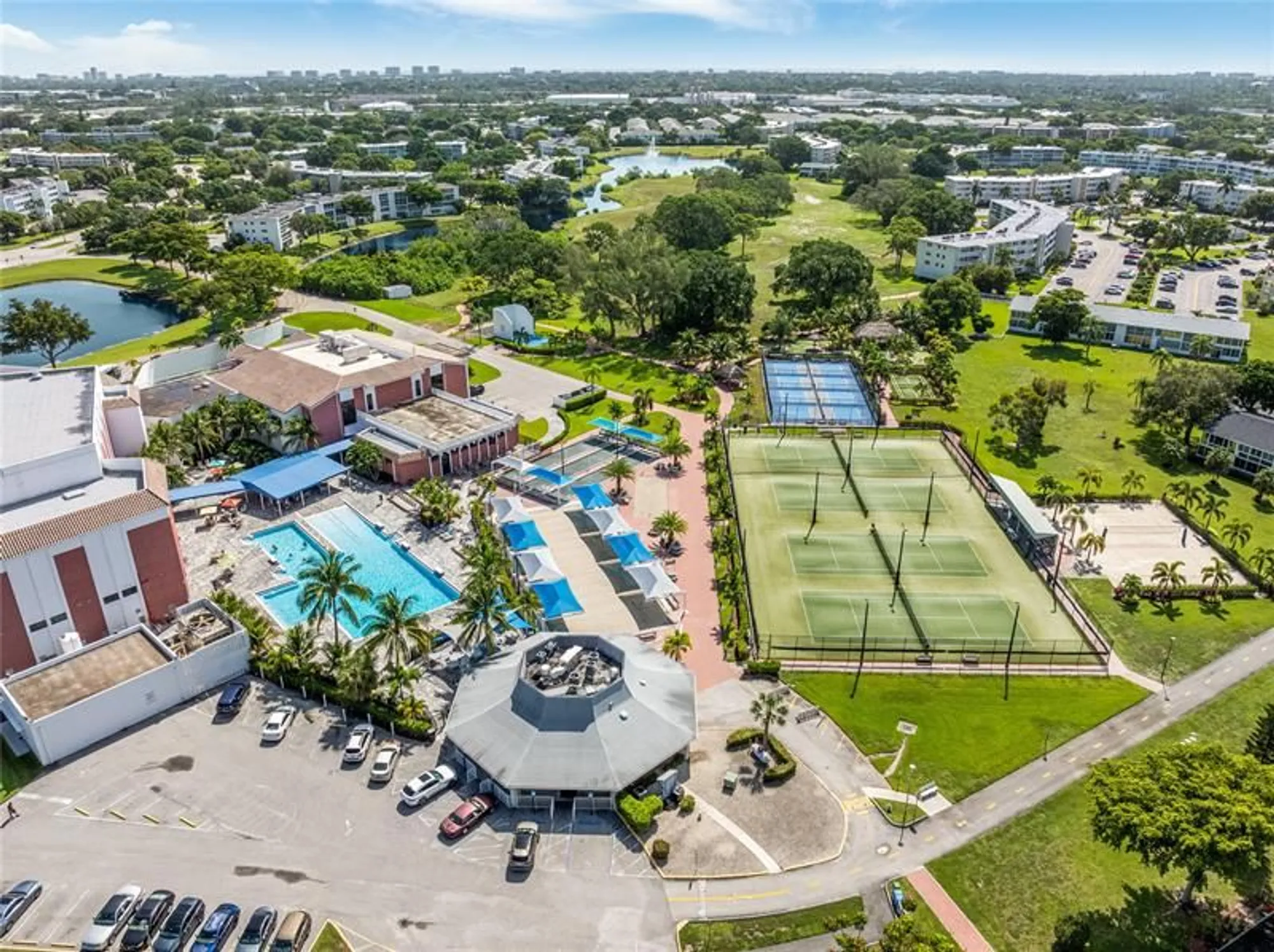 Property Slideshow image 26 of 27 | 2019 islewood d # 2019, Deerfield Beach, FL, 33442