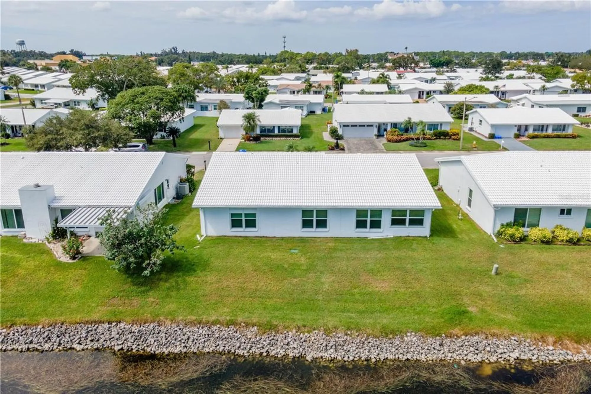 Property Slideshow image 37 of 37 | 9221 40th way n # 5, Pinellas Park, FL, 33782