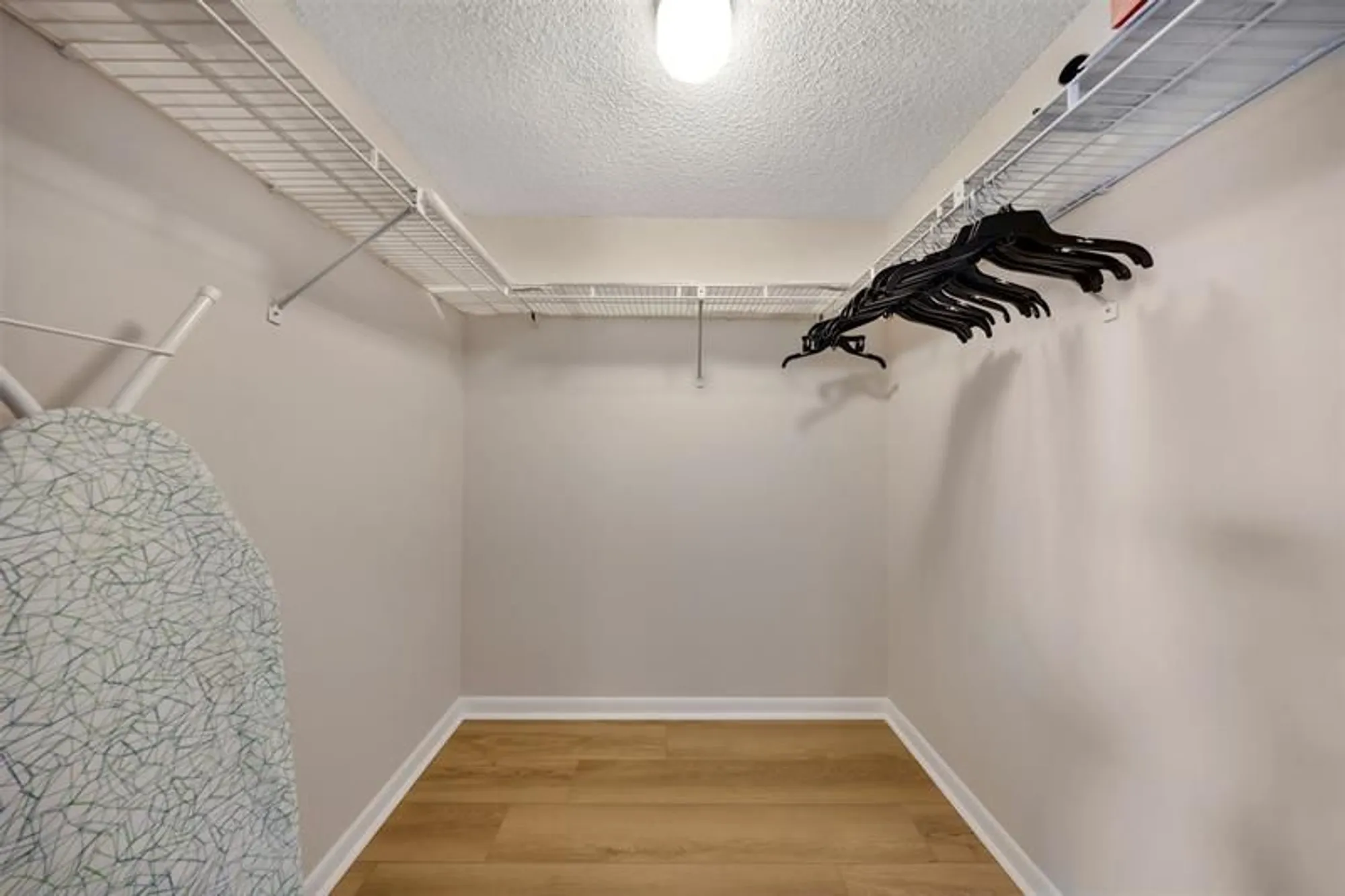 Property Slideshow image 16 of 24 | 5250 las verdes cir apt 317, Delray Beach, FL, 33484