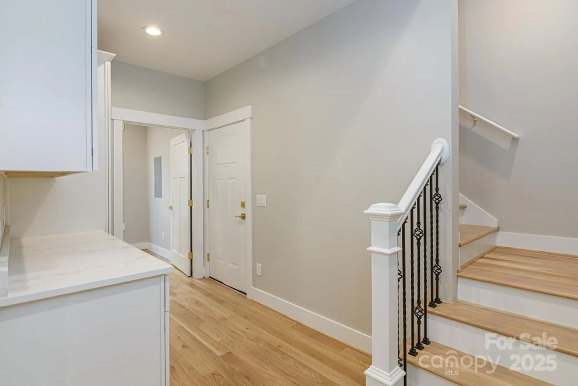 Property Slideshow image 34 of 48 | 131 dawn mist ct, Hendersonville, NC, 28791
