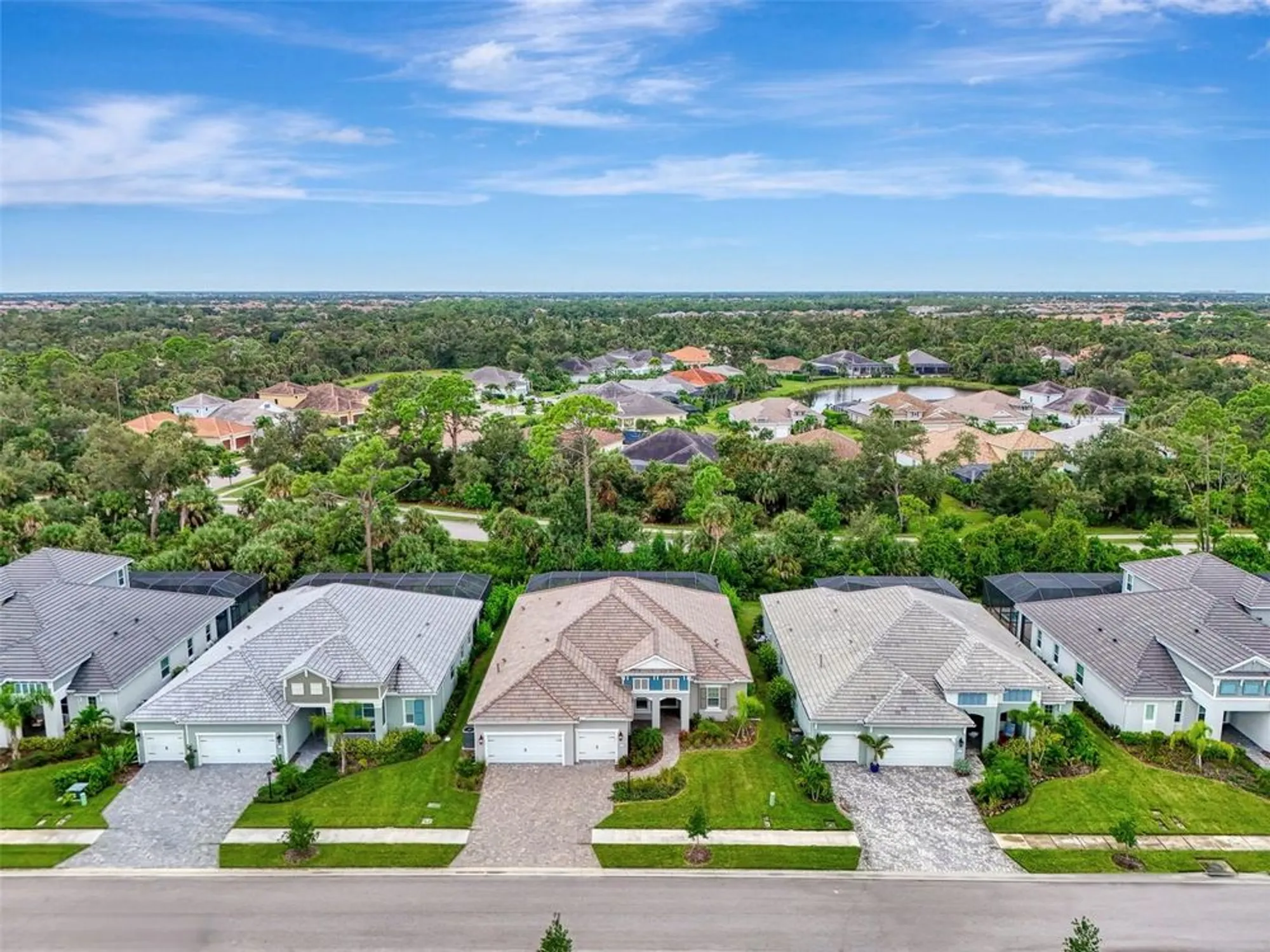 Property Slideshow image 5 of 92 | 21353 holmes cir, Venice, FL, 34293