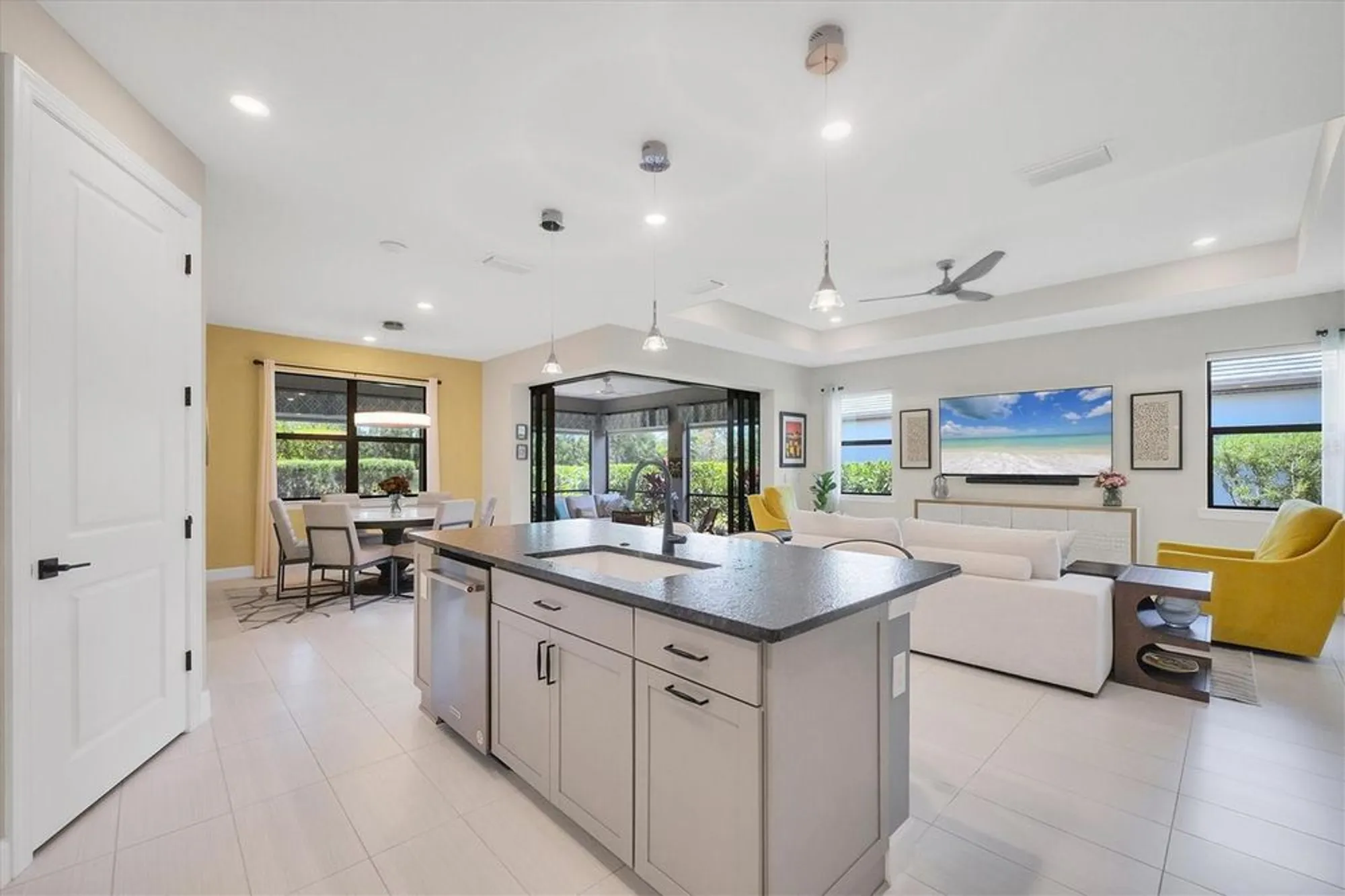 Property Slideshow image 18 of 73 | 17546 northwood pl, Bradenton, FL, 34202
