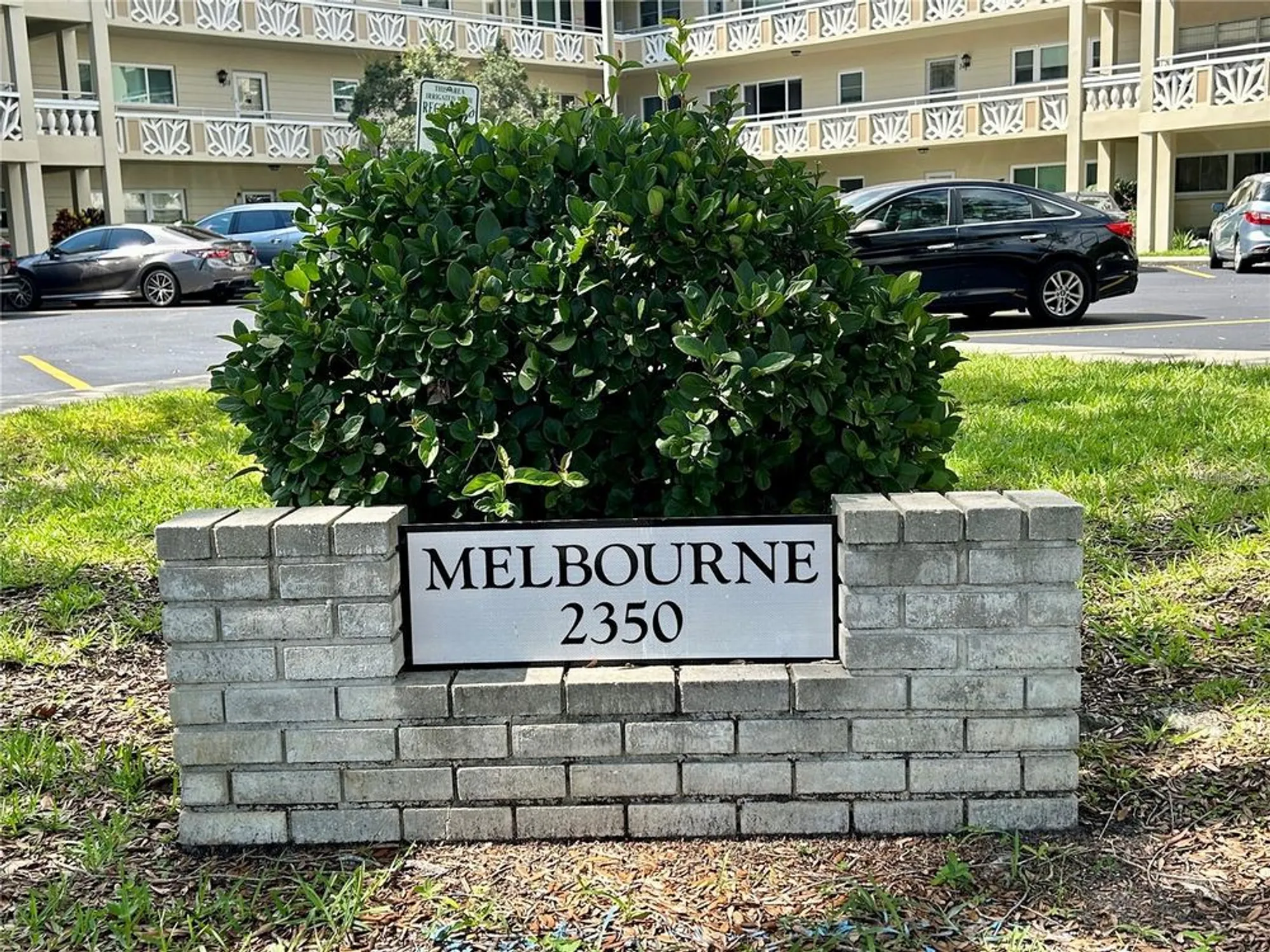 Property Slideshow image 2 of 57 | 2350 haitian dr 60, Clearwater, FL, 33763