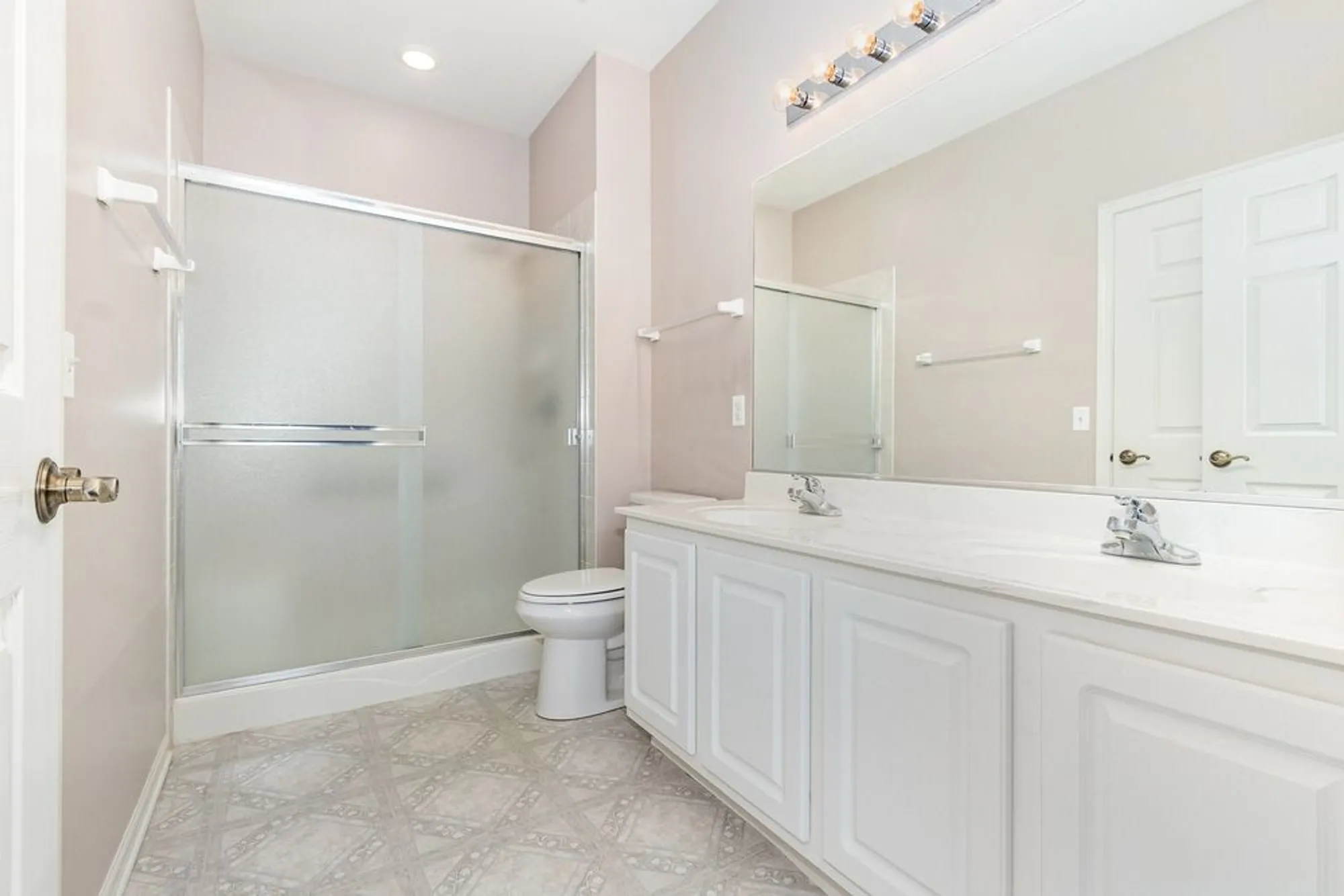 Property Slideshow image 9 of 16 | 1532 w cadillac cir, Romeoville, IL, 60446