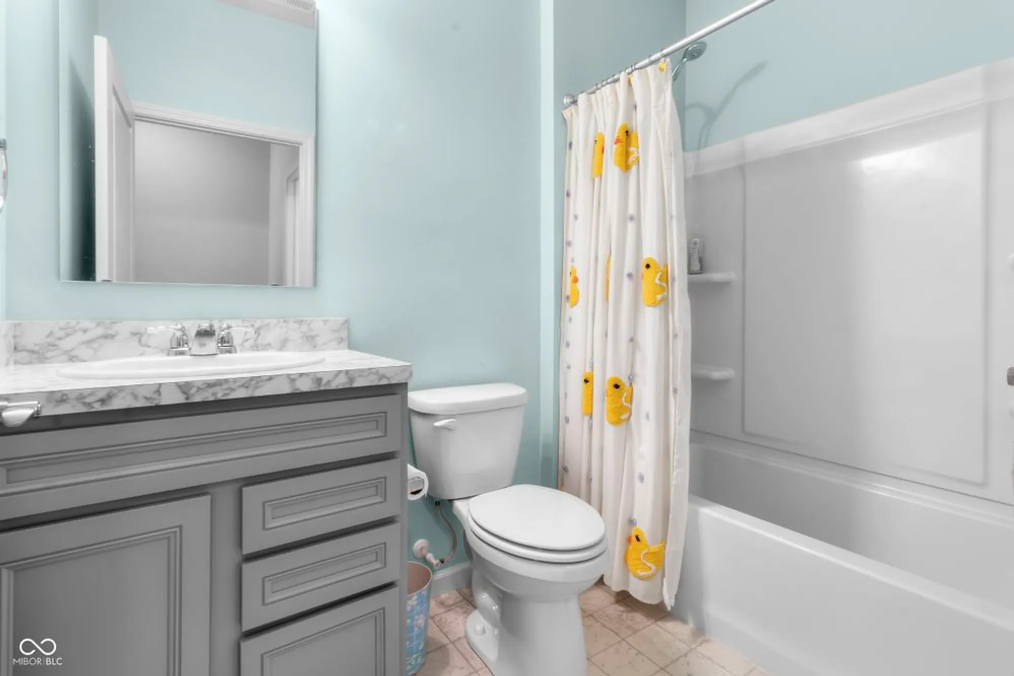 Property Slideshow image 21 of 52 | 13456 ravenswood trl, Fishers, IN, 46037