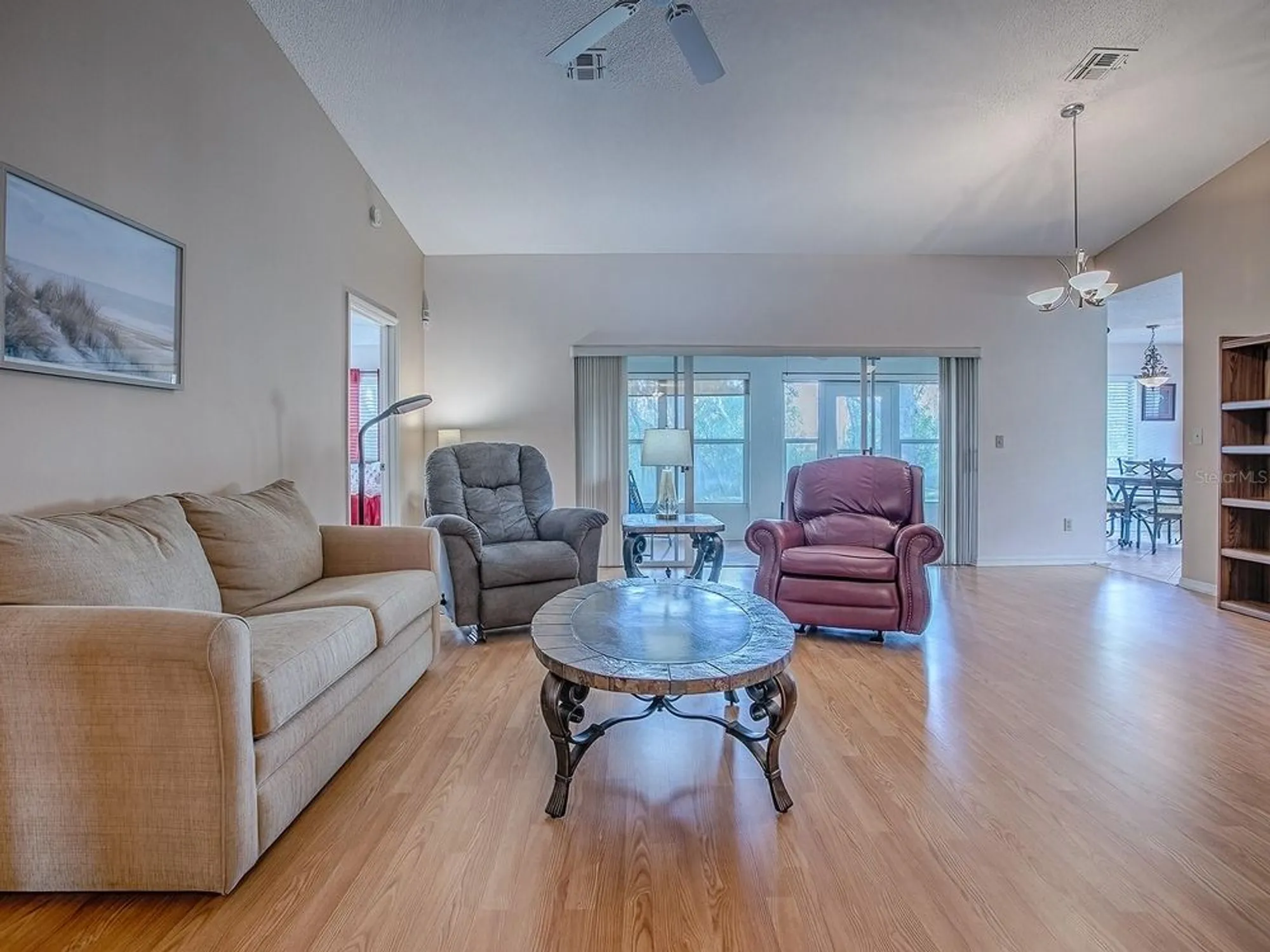 Property Slideshow image 4 of 40 | 432 ranchwood dr, Leesburg, FL, 34748