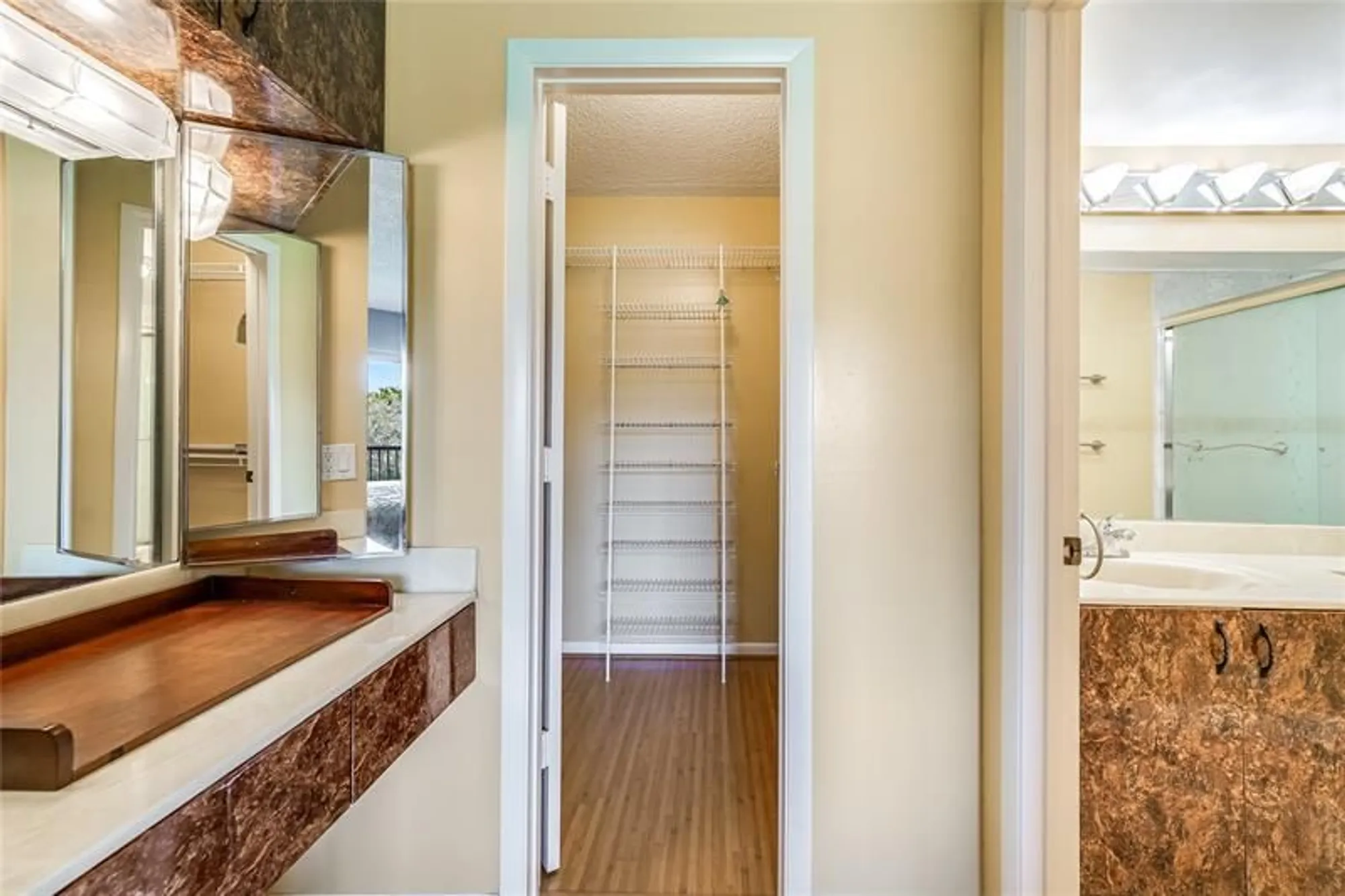 Property Slideshow image 12 of 57 | 271 s hollybrook dr 304, Pembroke Pines, FL, 33025