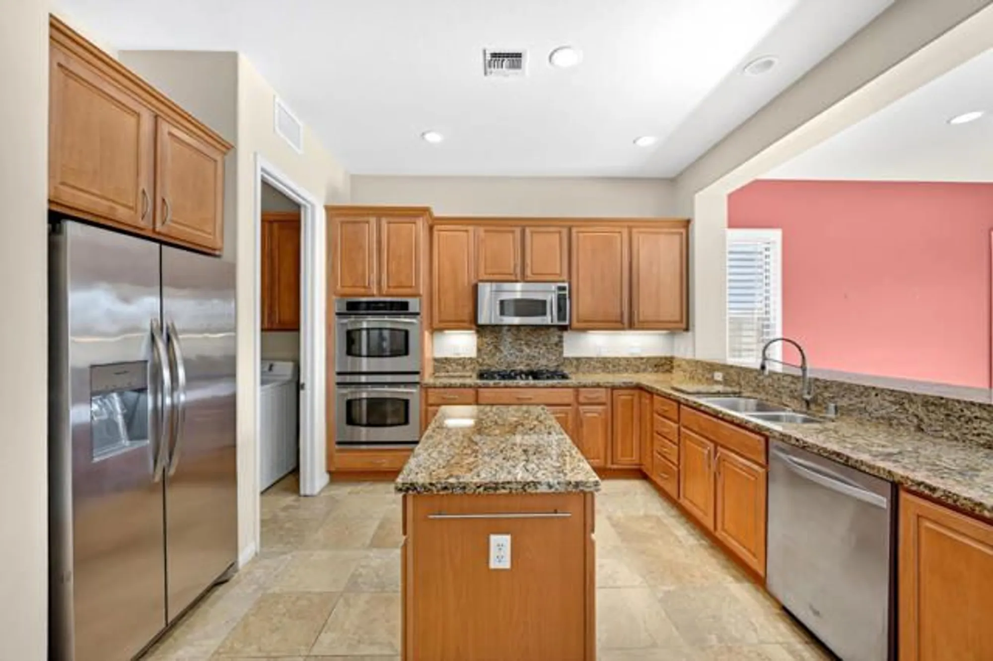 Property Slideshow image 14 of 69 | 81073 avenida tres lagunas, Indio, CA, 92203