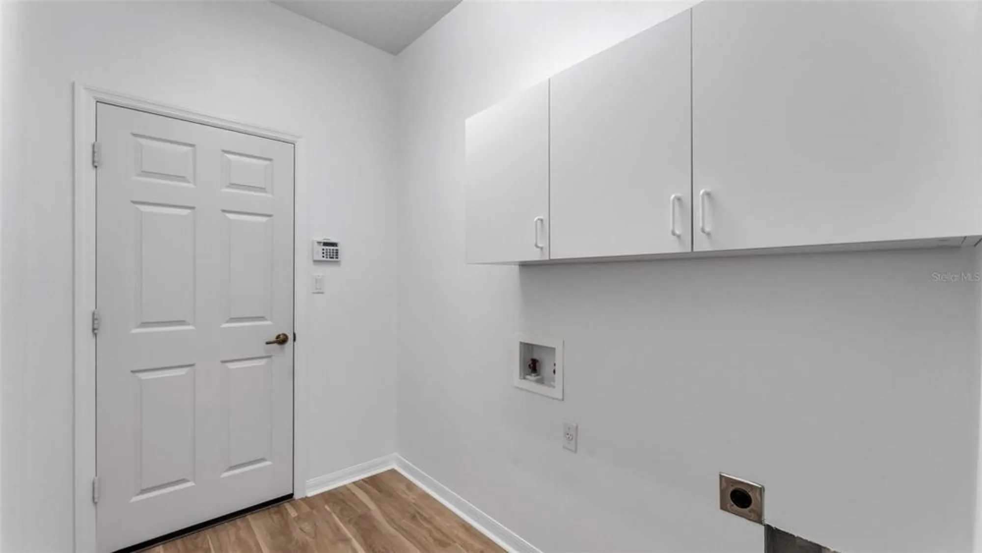 Property Slideshow image 31 of 37 | 4268 windchime ln, Lakeland, FL, 33811