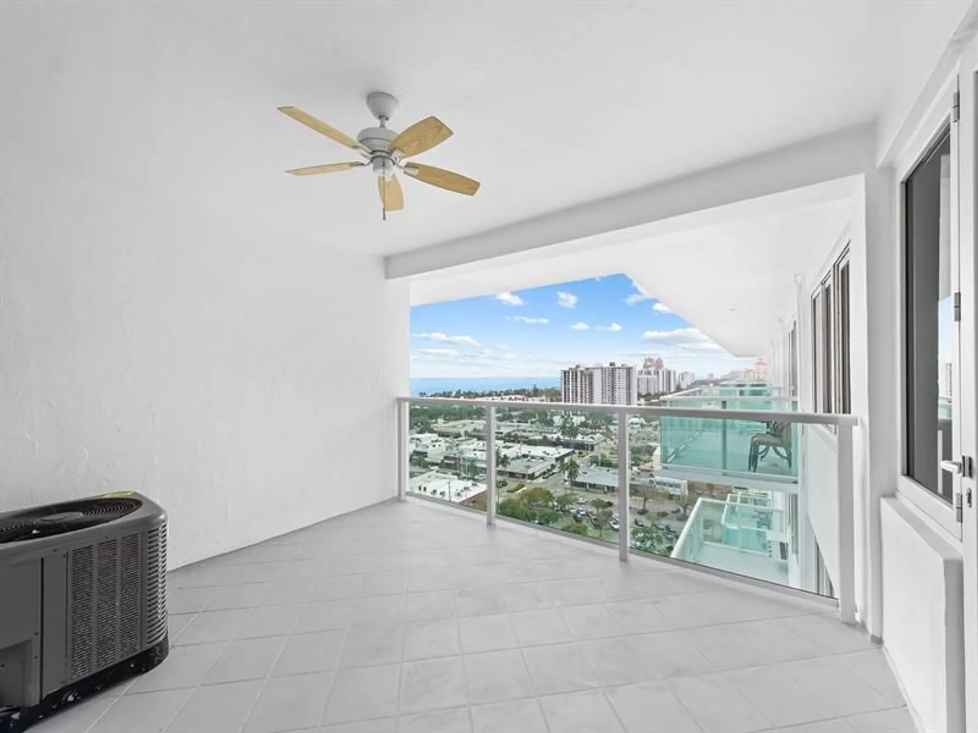 Property Slideshow image 1 of 27 | 3233 ne 34th st 1712, Fort Lauderdale, FL, 33308
