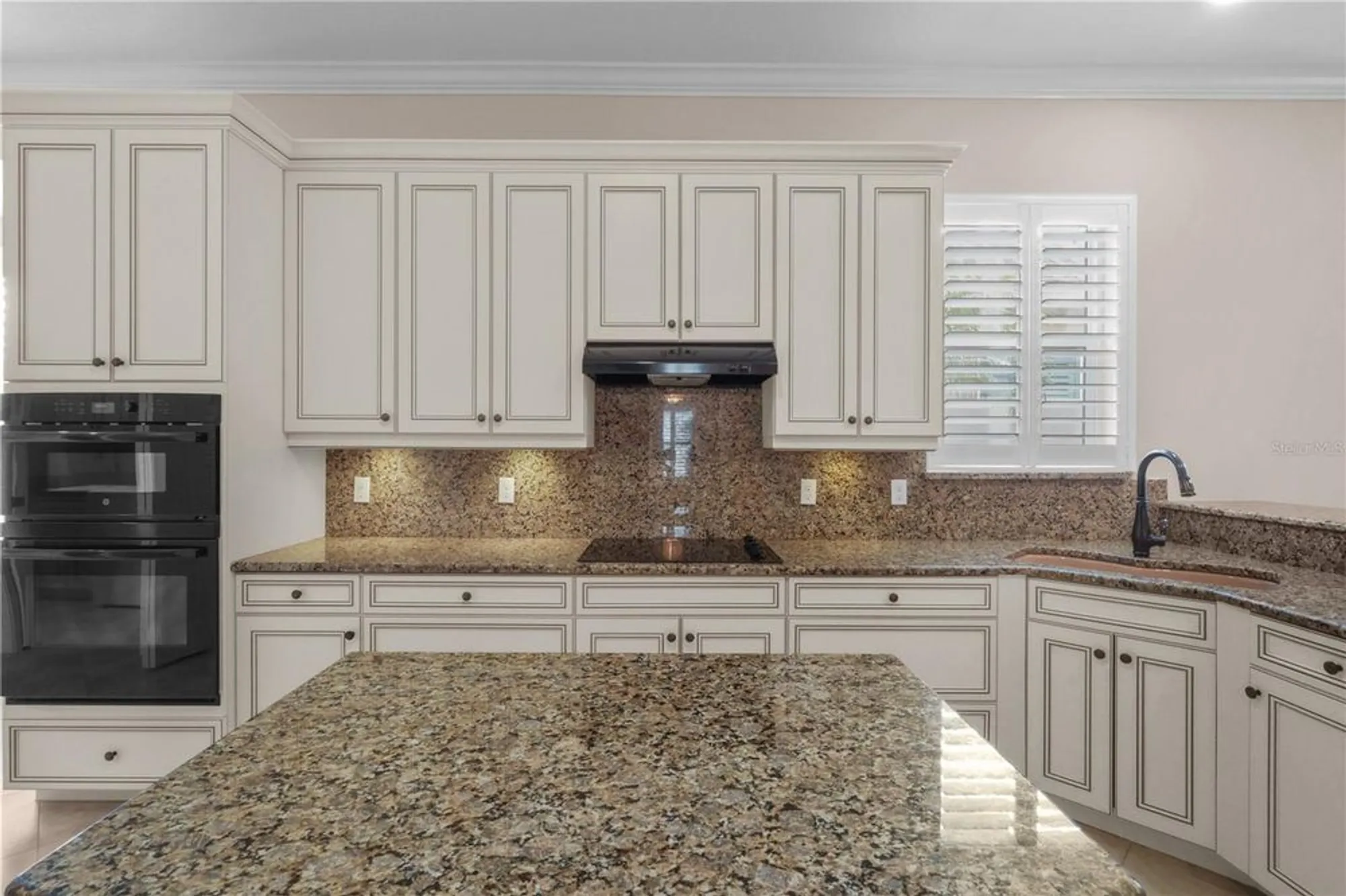 Property Slideshow image 4 of 57 | 1833 lancashire dr, Venice, FL, 34293