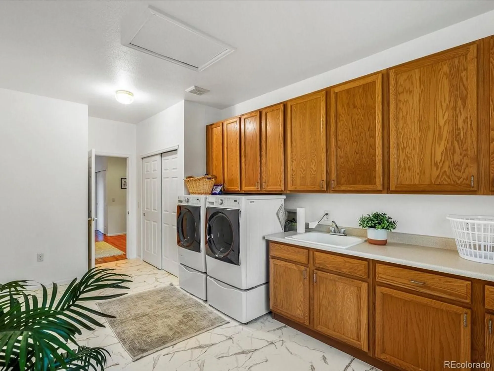 Property Slideshow image 11 of 40 | 23730 e otero dr, Aurora, CO, 80016