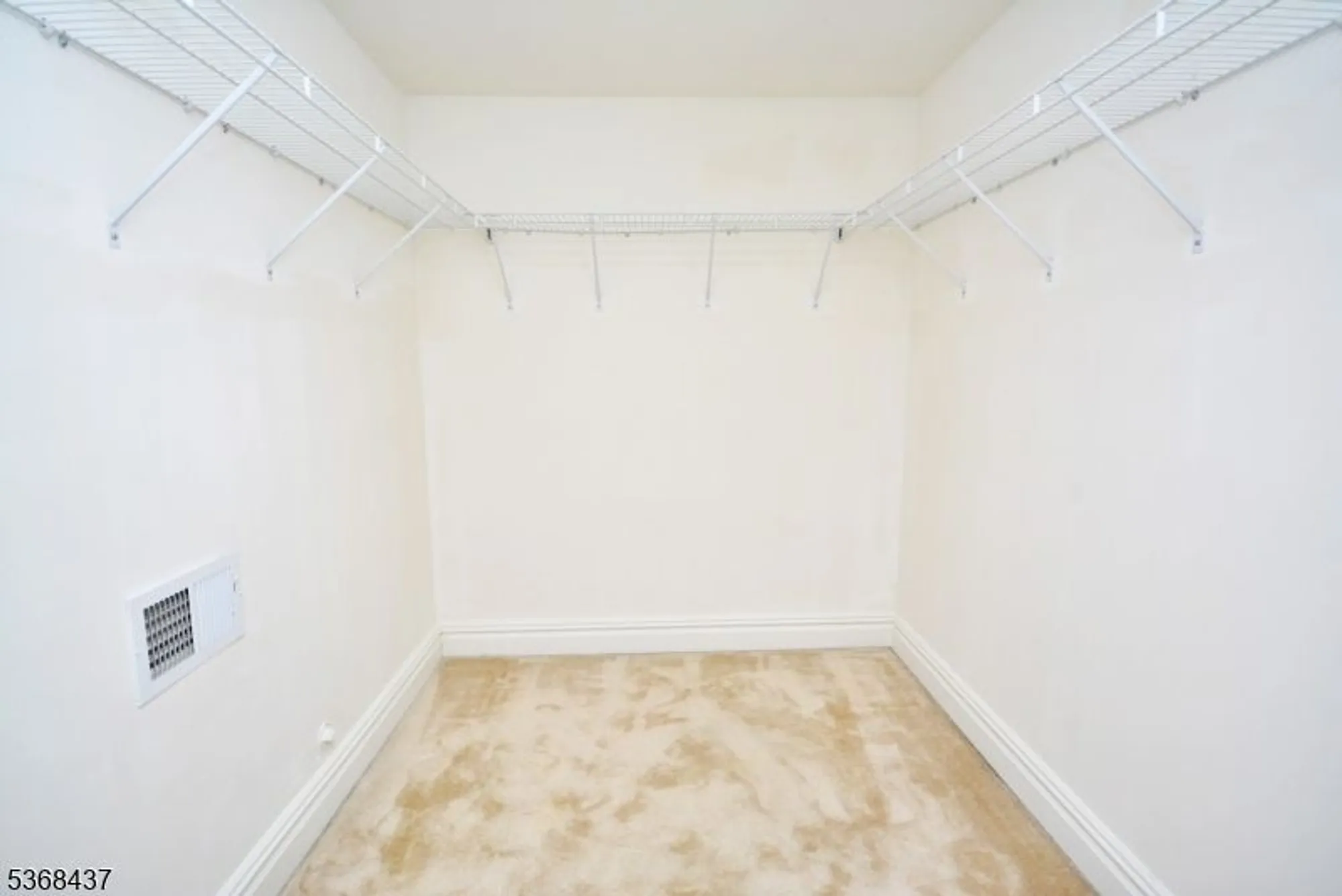 Property Slideshow image 25 of 30 | 35 schmidt cir, Watchung, NJ, 07069