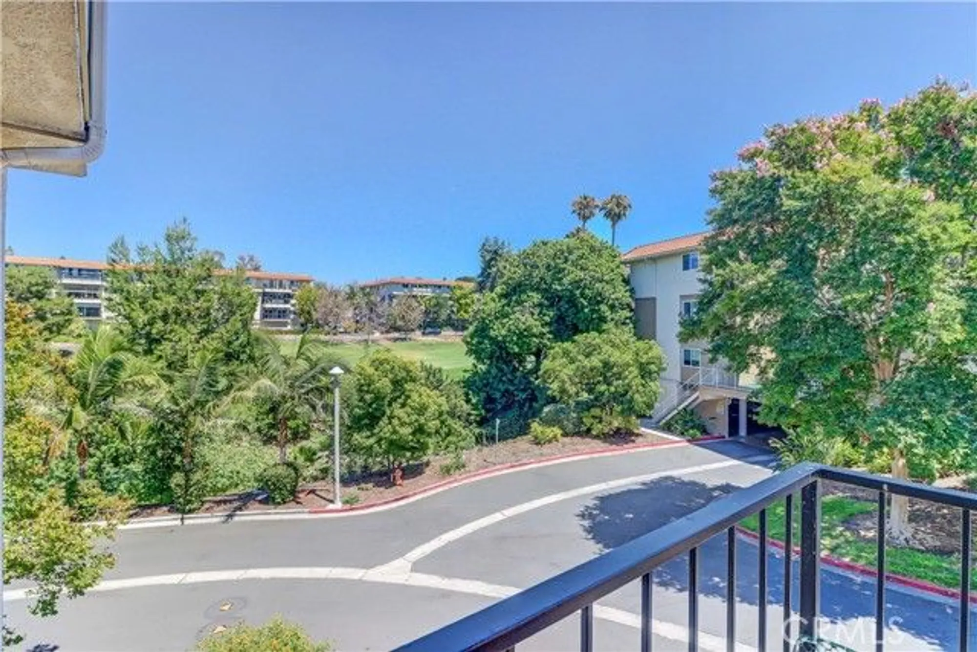 Property Slideshow image 37 of 41 | 2391 via mariposa 2e, Laguna Woods, CA, 92637