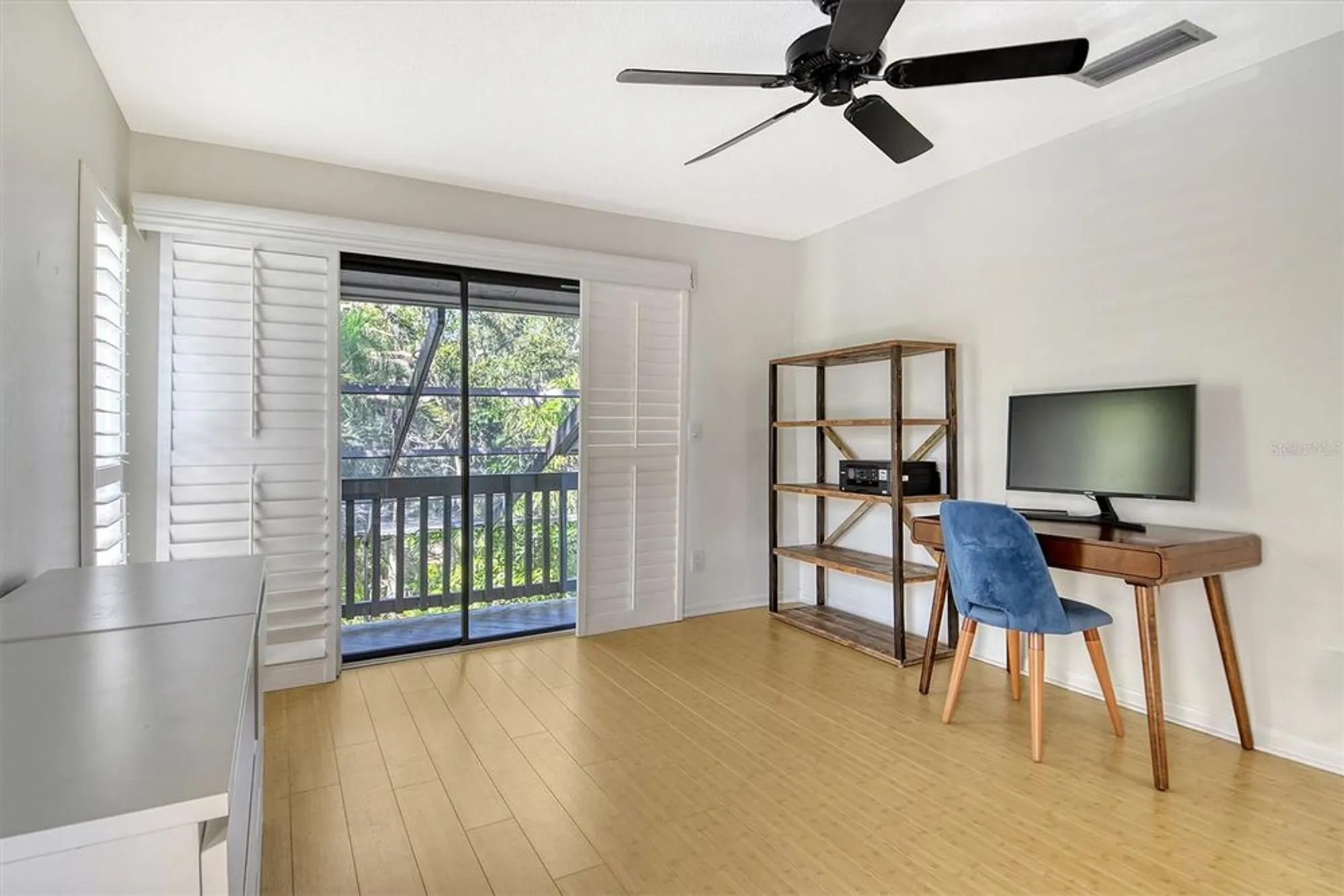 Property Slideshow image 36 of 84 | 1473 landings cir # 44, Sarasota, FL, 34231