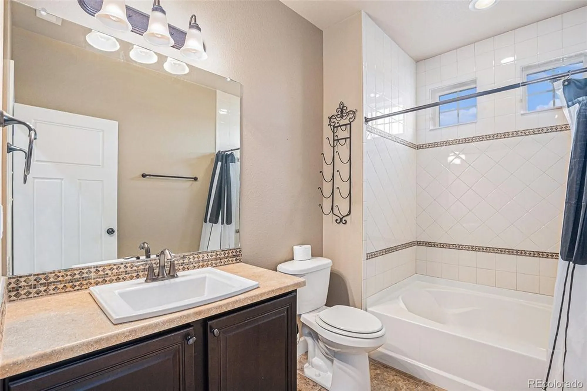 Property Slideshow image 15 of 28 | 5521 ensenada st, Denver, CO, 80249