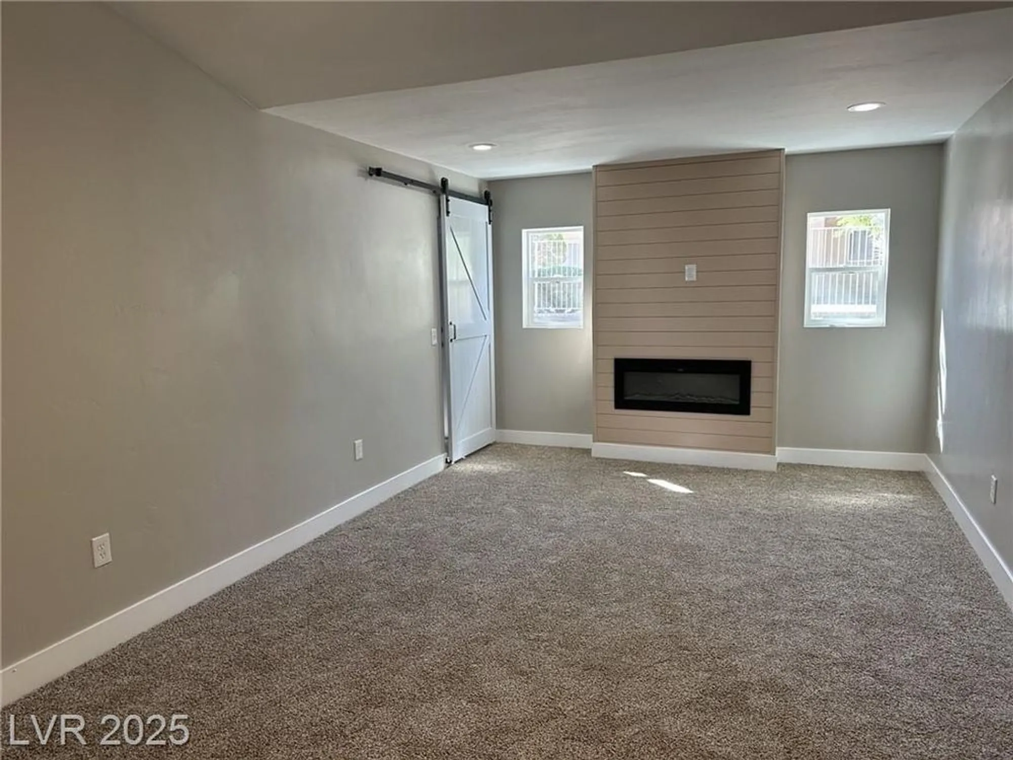 Property Slideshow image 8 of 31 | 8753 sundial dr, Las Vegas, NV, 89134