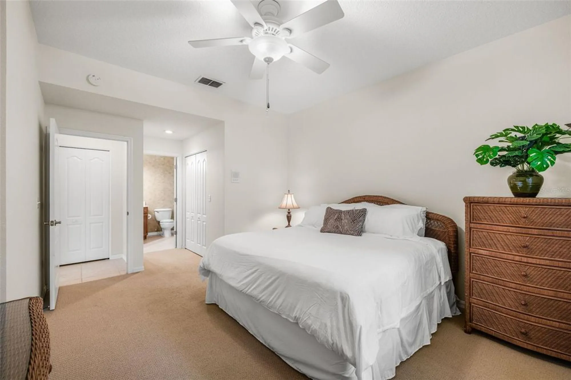 Property Slideshow image 15 of 30 | 1226 huntington greens dr, Sun City Center, FL, 33573