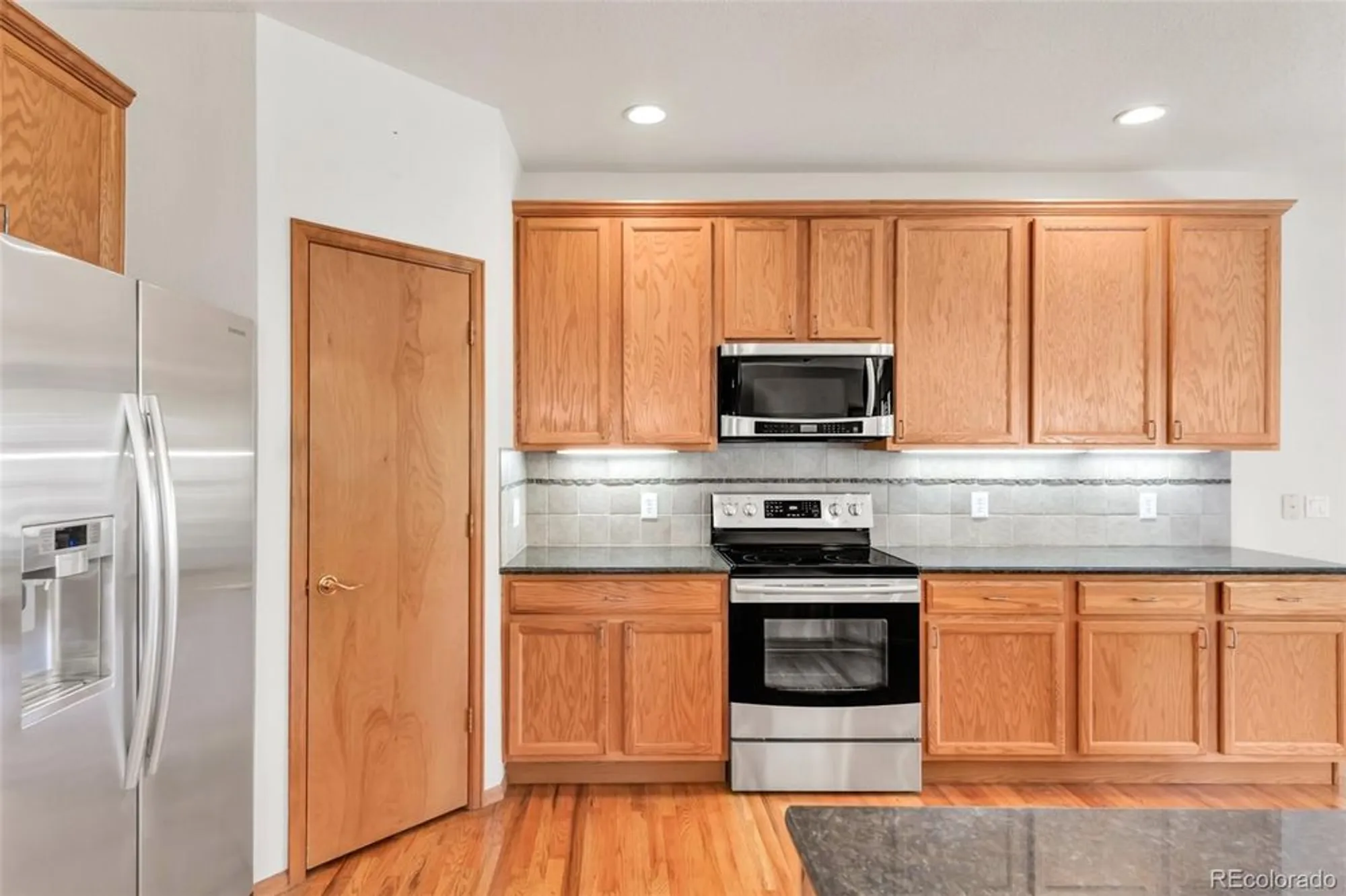 Property Slideshow image 23 of 47 | 23562 e phillips pl, Aurora, CO, 80016