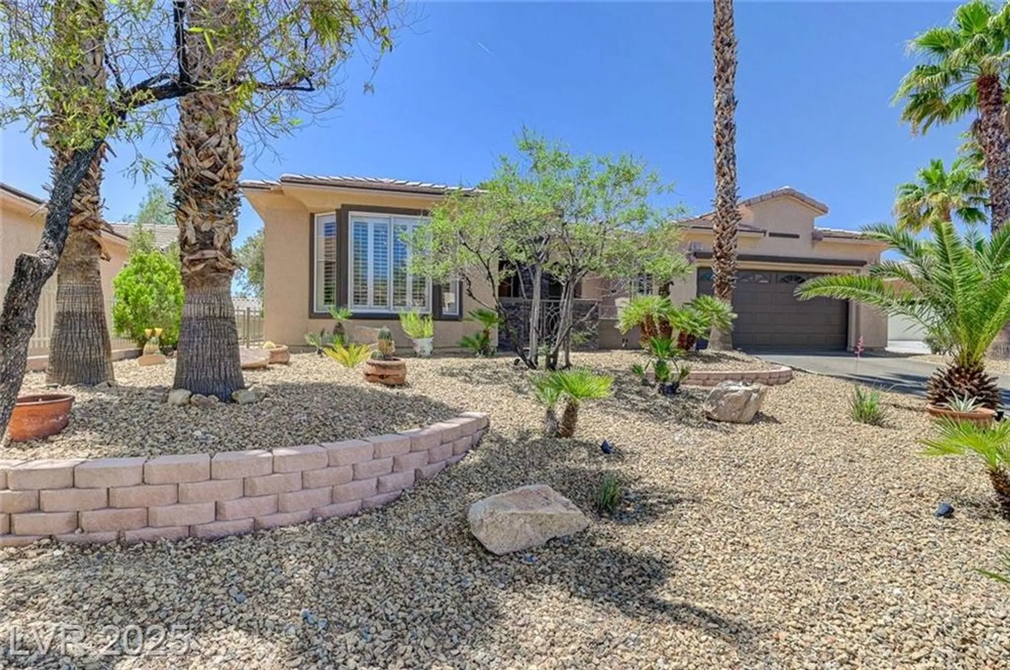 Property Slideshow image 25 of 47 | 10237 andante ct, Las Vegas, NV, 89135