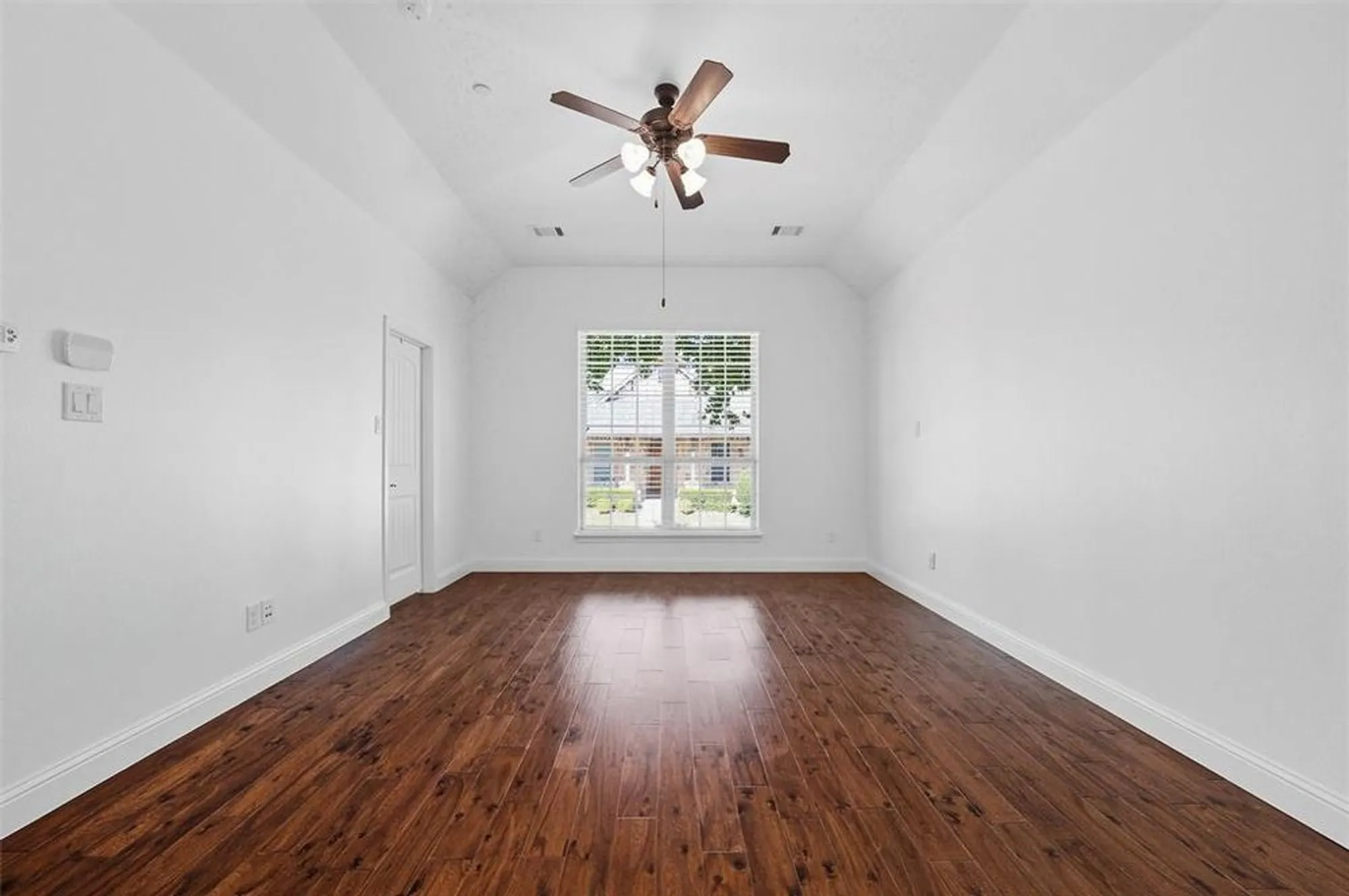 Property Slideshow image 18 of 35 | 8617 grassland dr, Mckinney, TX, 75070