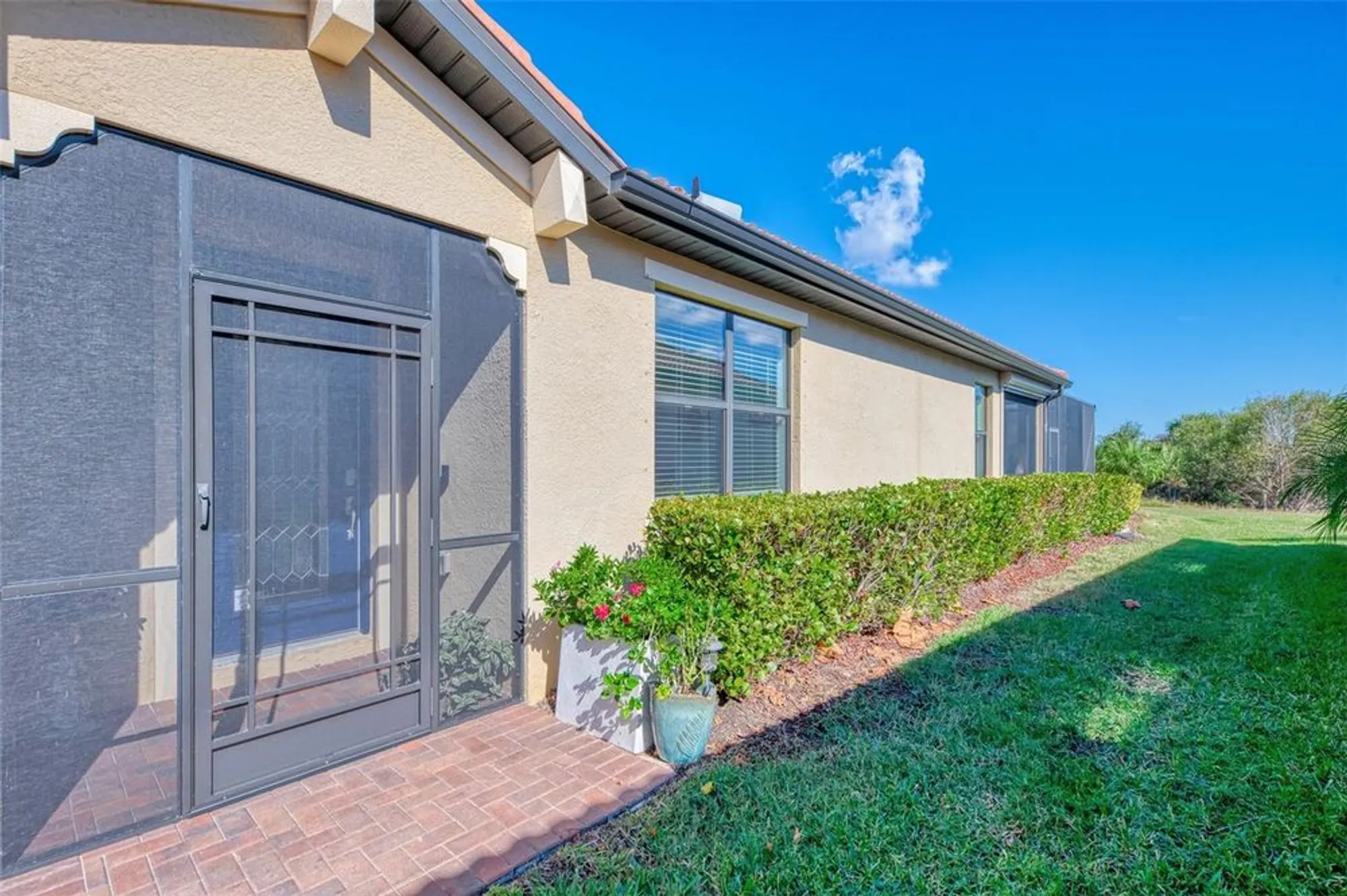 Property Slideshow image 9 of 100 | 24080 spartina dr, Venice, FL, 34293