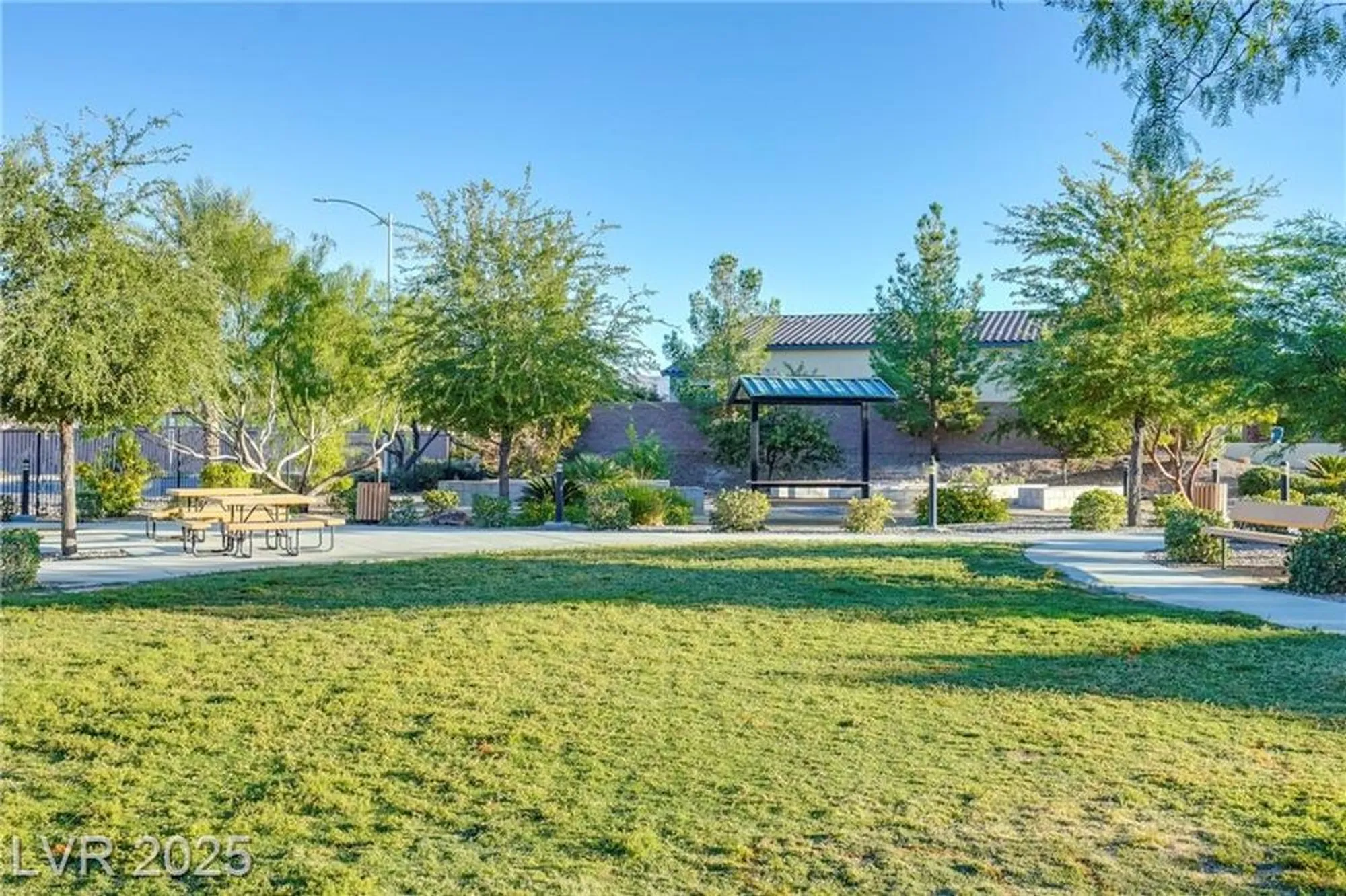 Property Slideshow image 62 of 68 | 1844 wolfcreek falls ct, Henderson, NV, 89044
