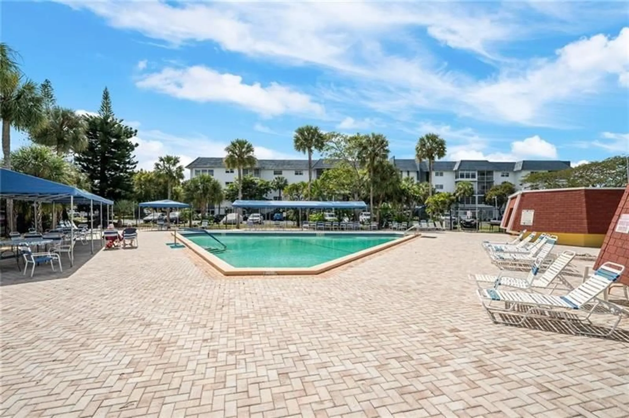 Property Slideshow image 2 of 26 | 4851 nw 21st st 2p, Lauderhill, FL, 33313